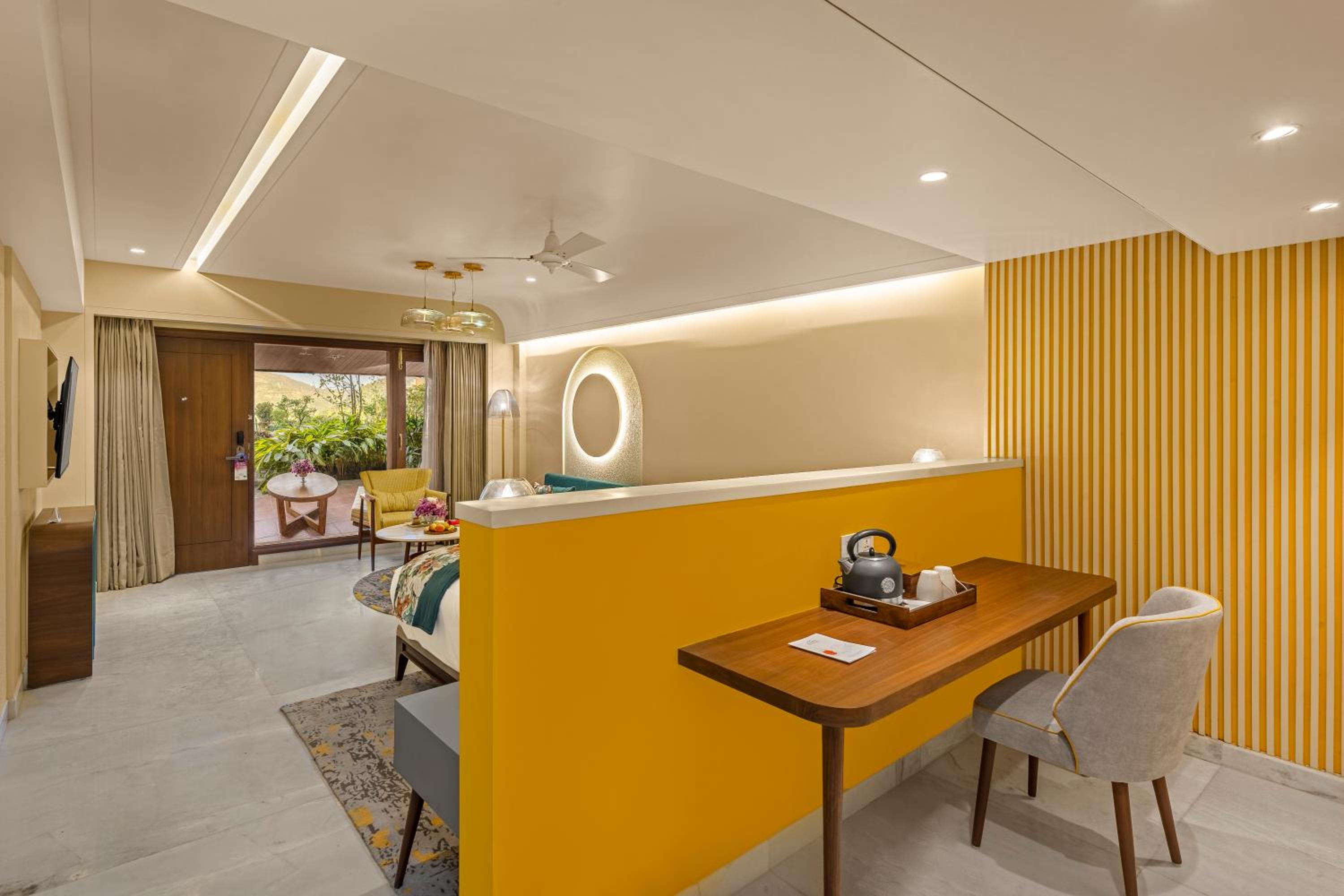 Superior Royal Room (Garden Facing) - Photo 5