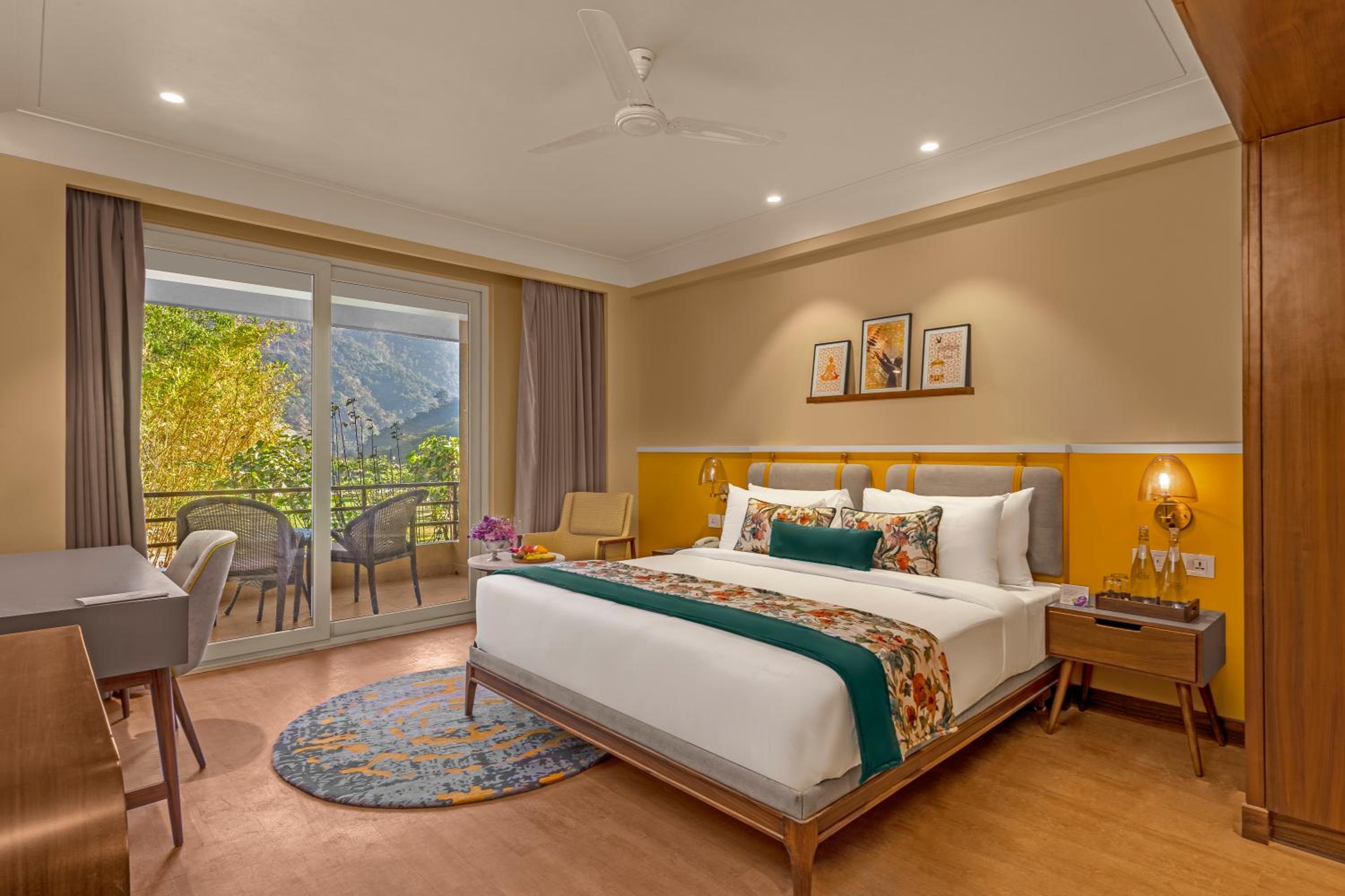 Two Bedroom Royal Apartment (Garden/Hill View) - Photo 5