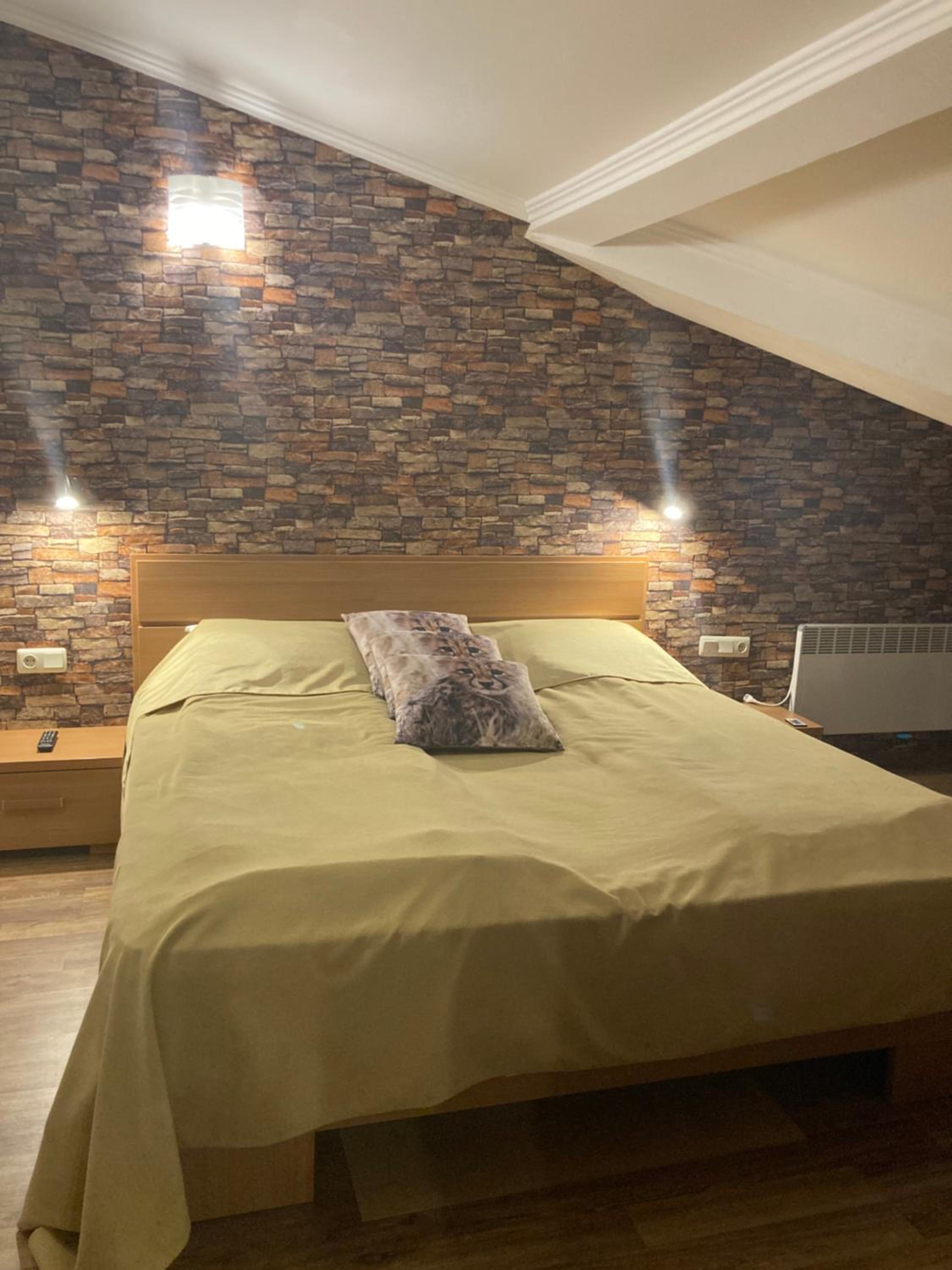 One-Bedroom Apartment - Photo 13