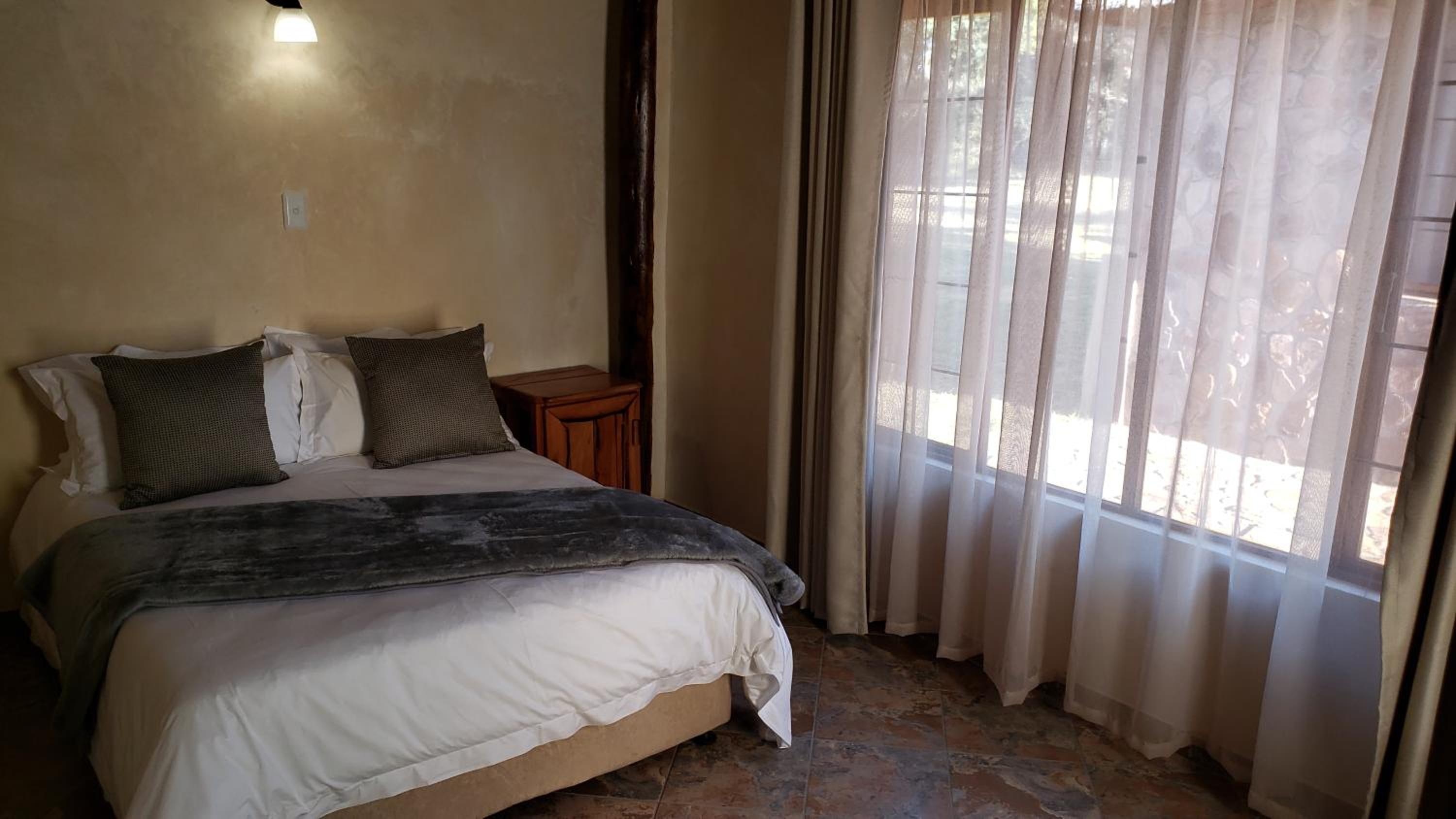 Deluxe Double Room with Shower photo 1