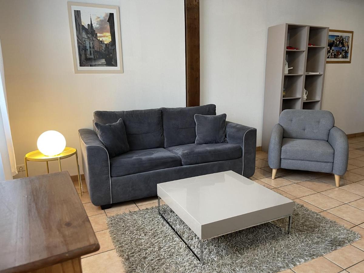 One-Bedroom Apartment - Photo 19