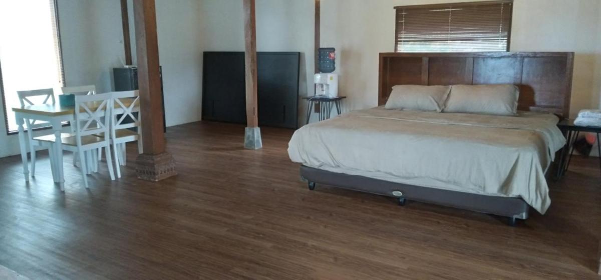 Double or Twin Room with City View photo 1