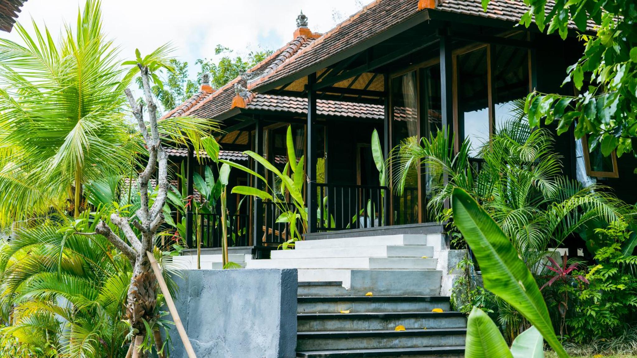 Double Room with Pool View - Photo 7
