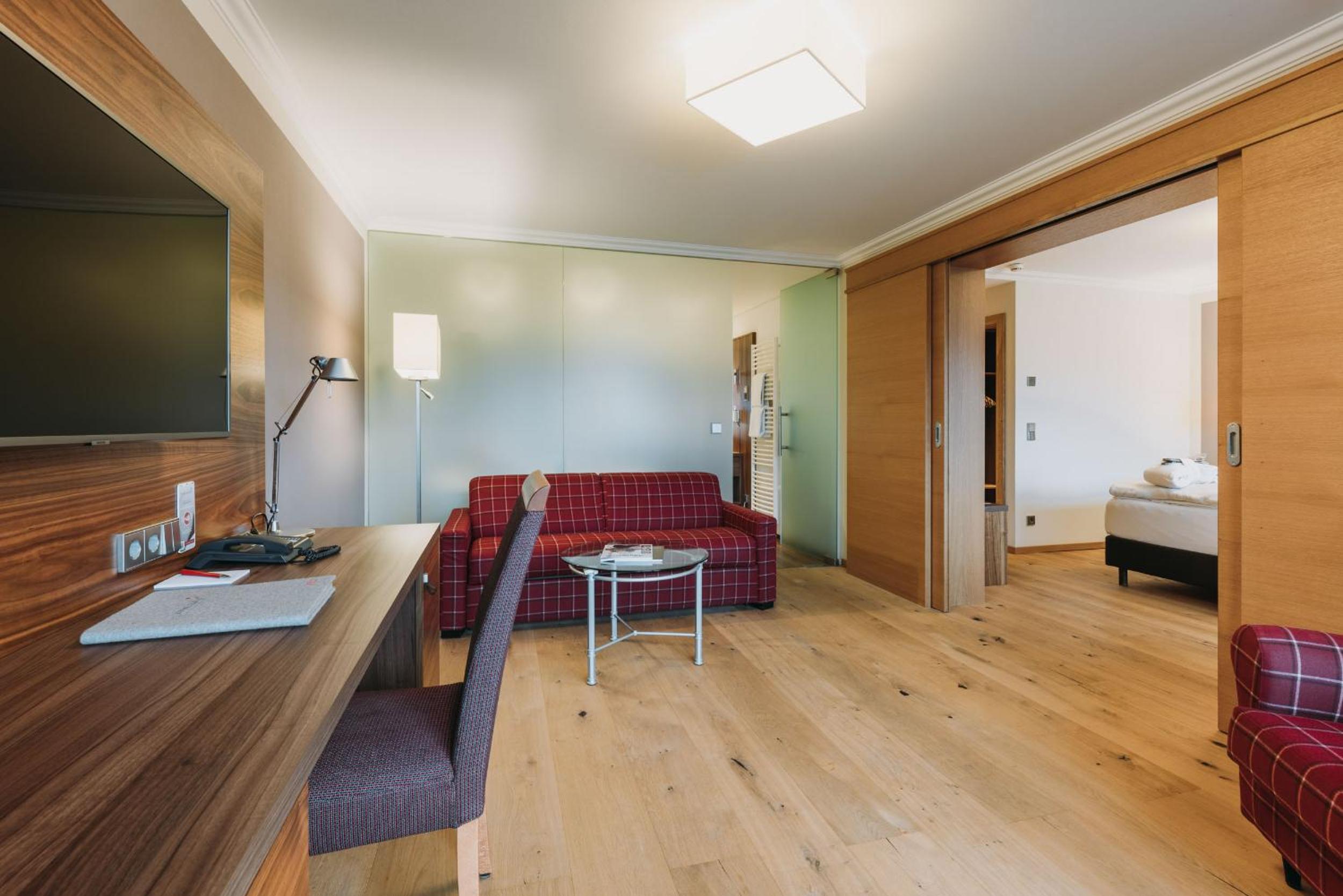 Suite with Mountain View photo 3