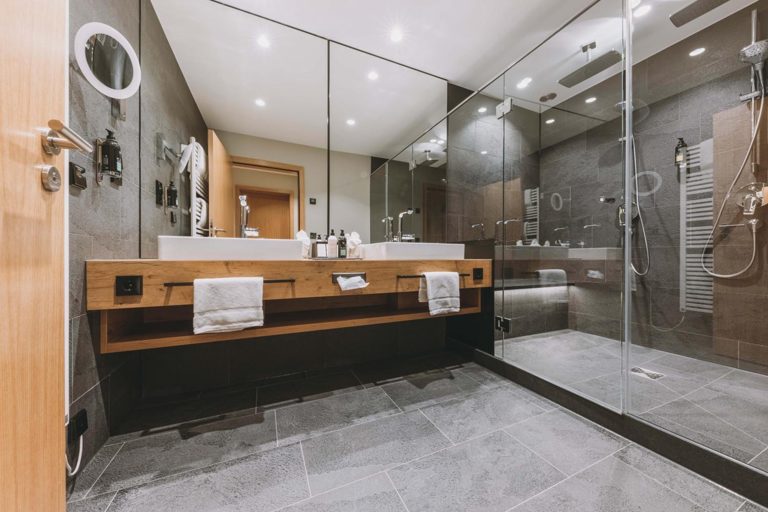 Suite with Sauna photo 2