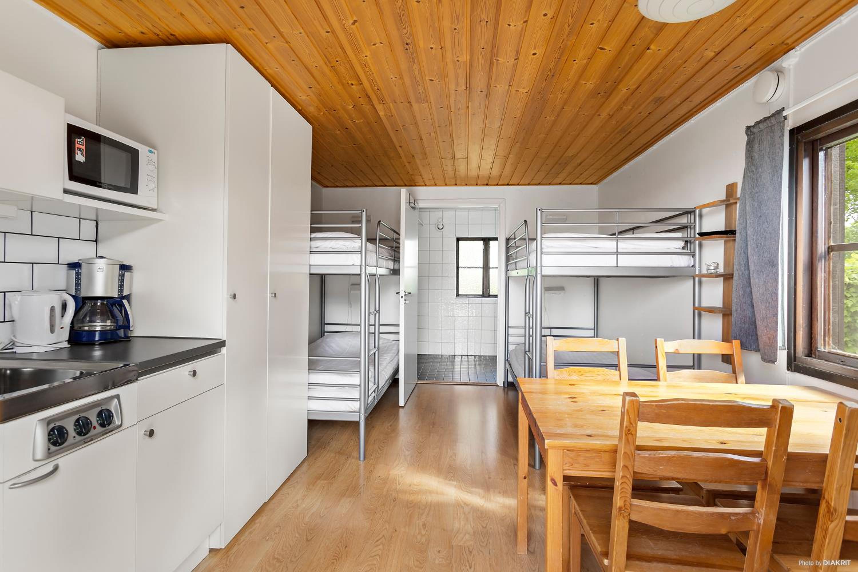 One-Bedroom House photo 1