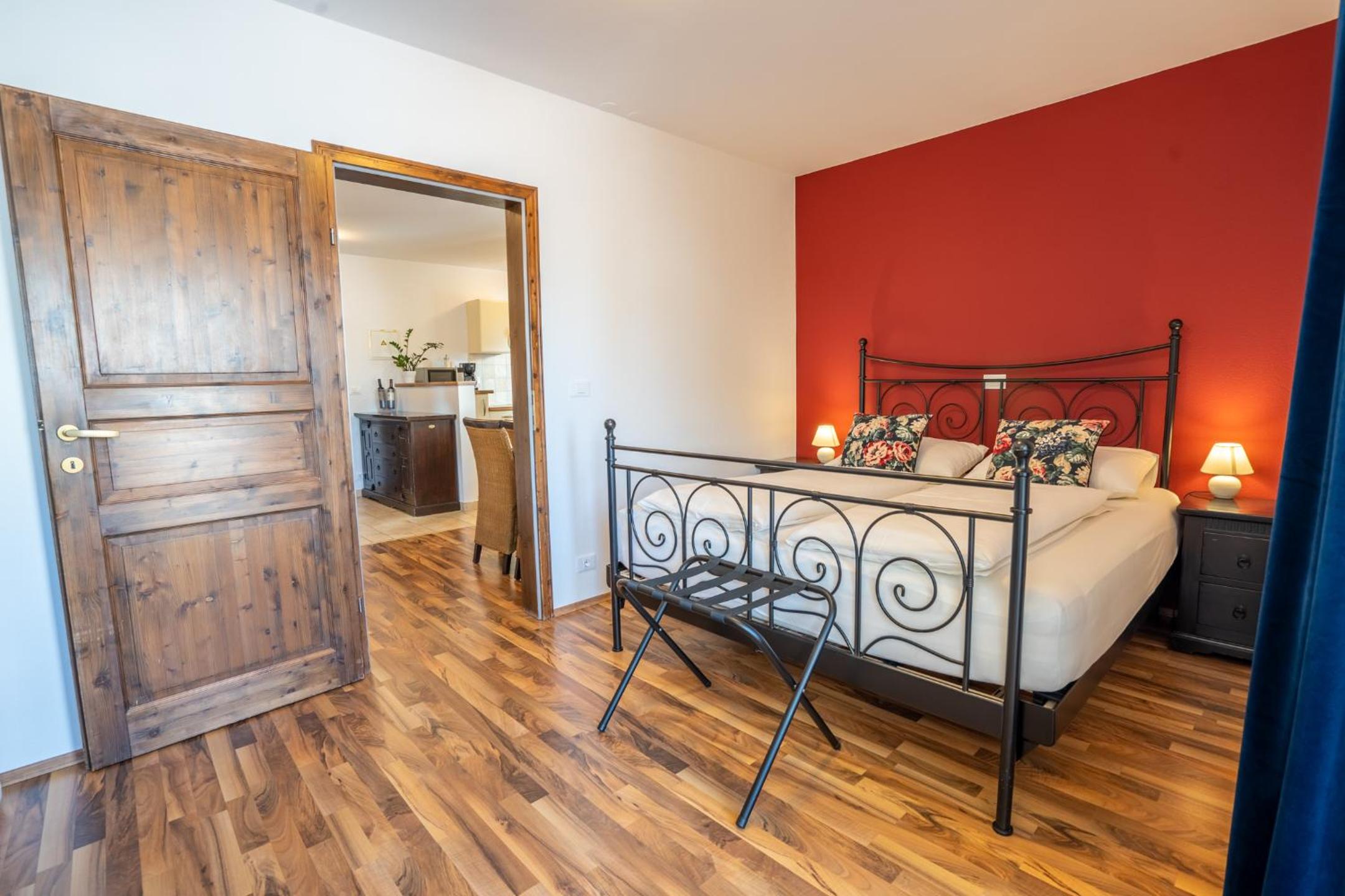 One-Bedroom Apartment with Balcony