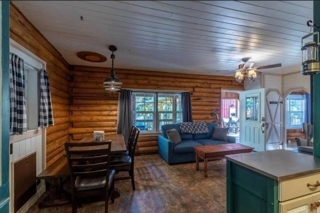 Two-Bedroom House photo 1