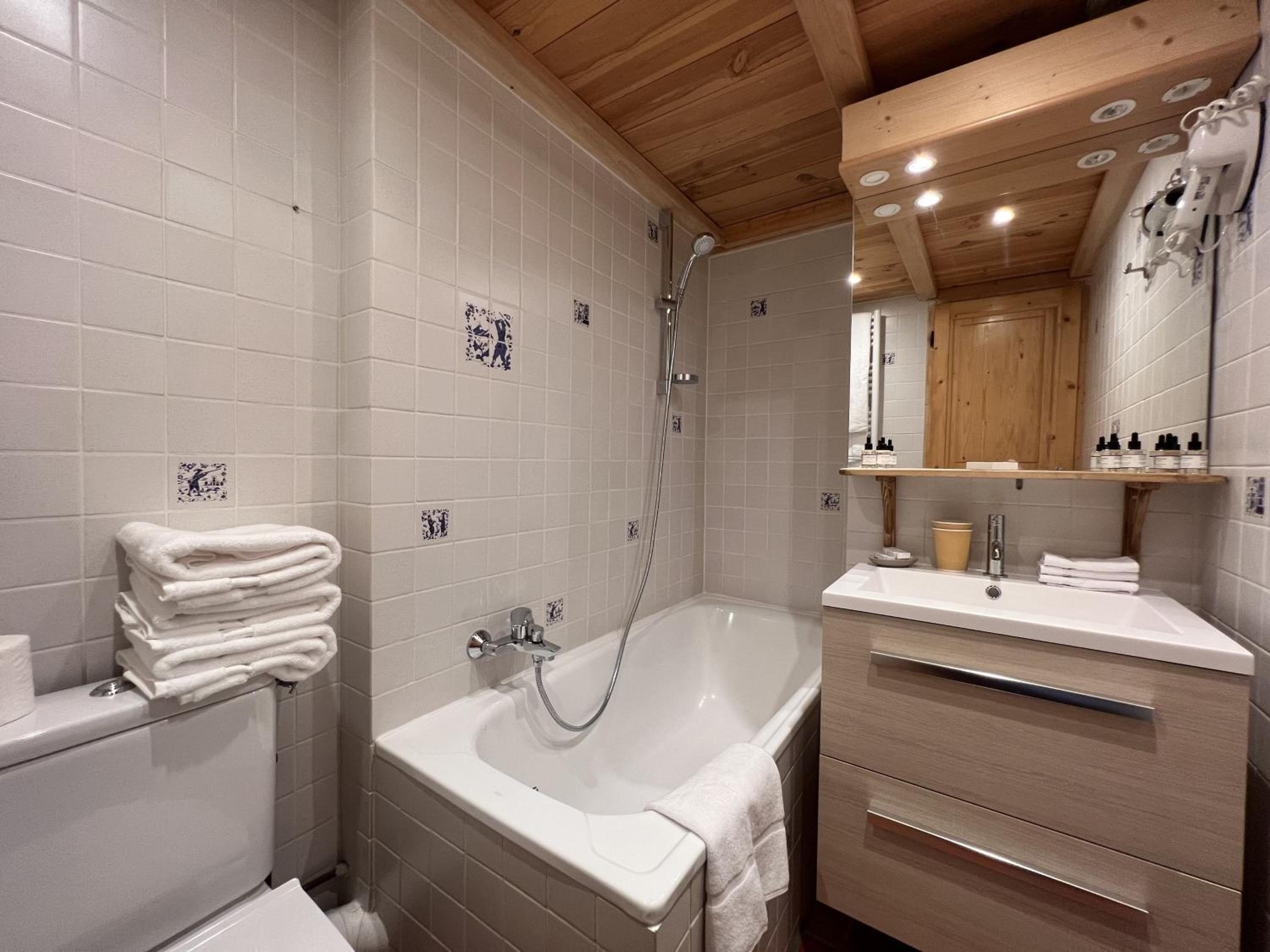 Triple Room with Mountain View photo 2