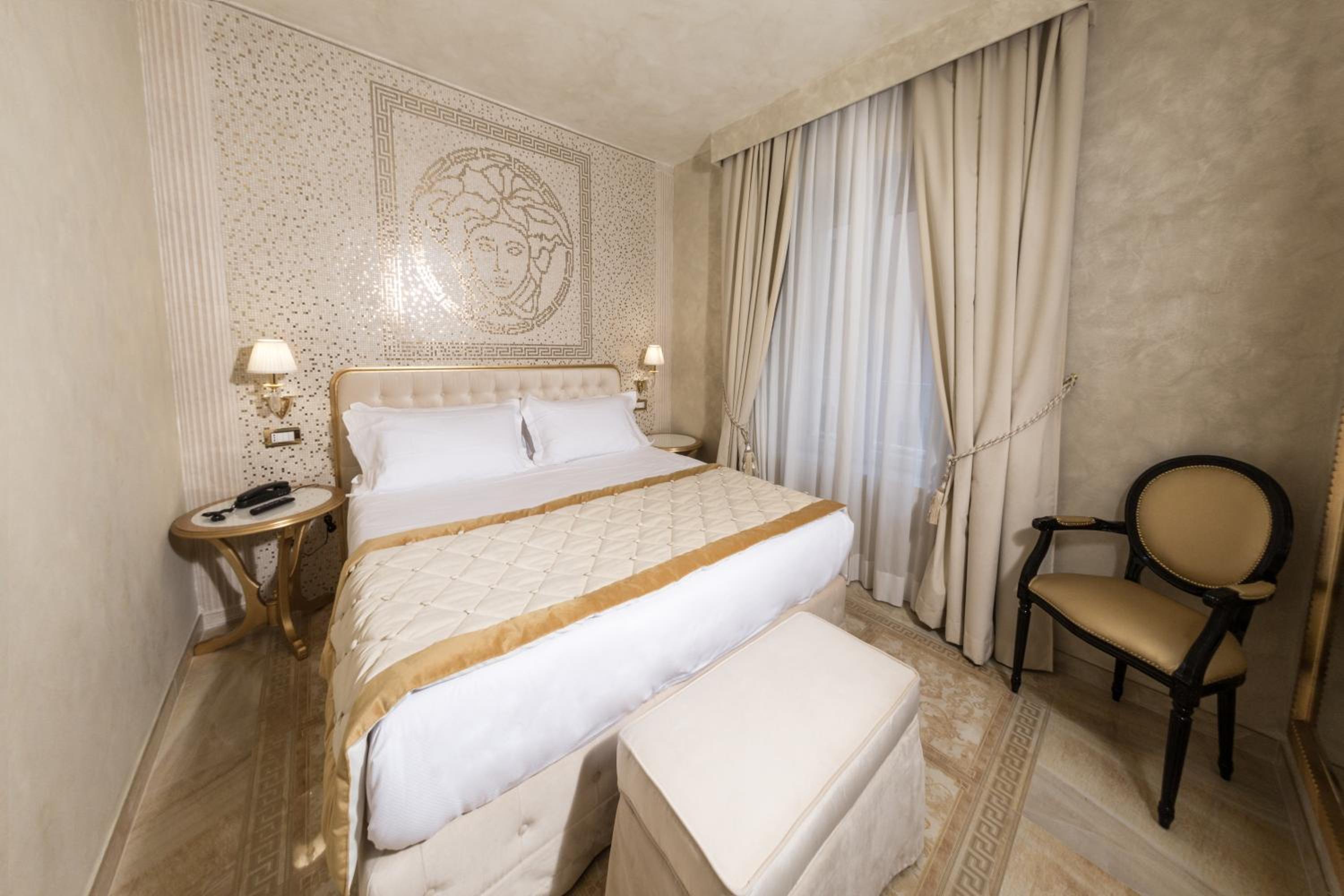 Junior Suite - Photo 16