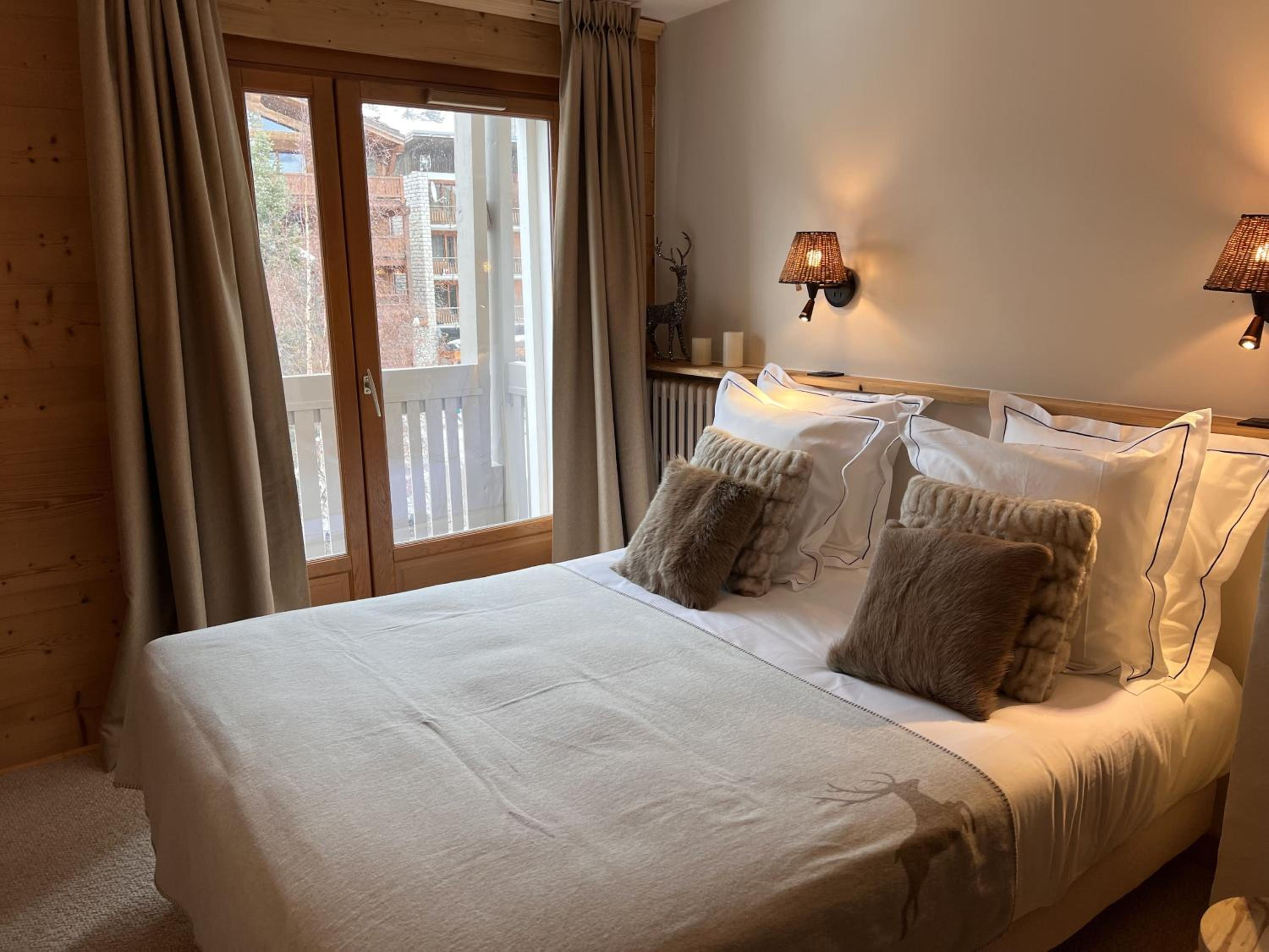 Superior Double or Twin Room with City View photo 3