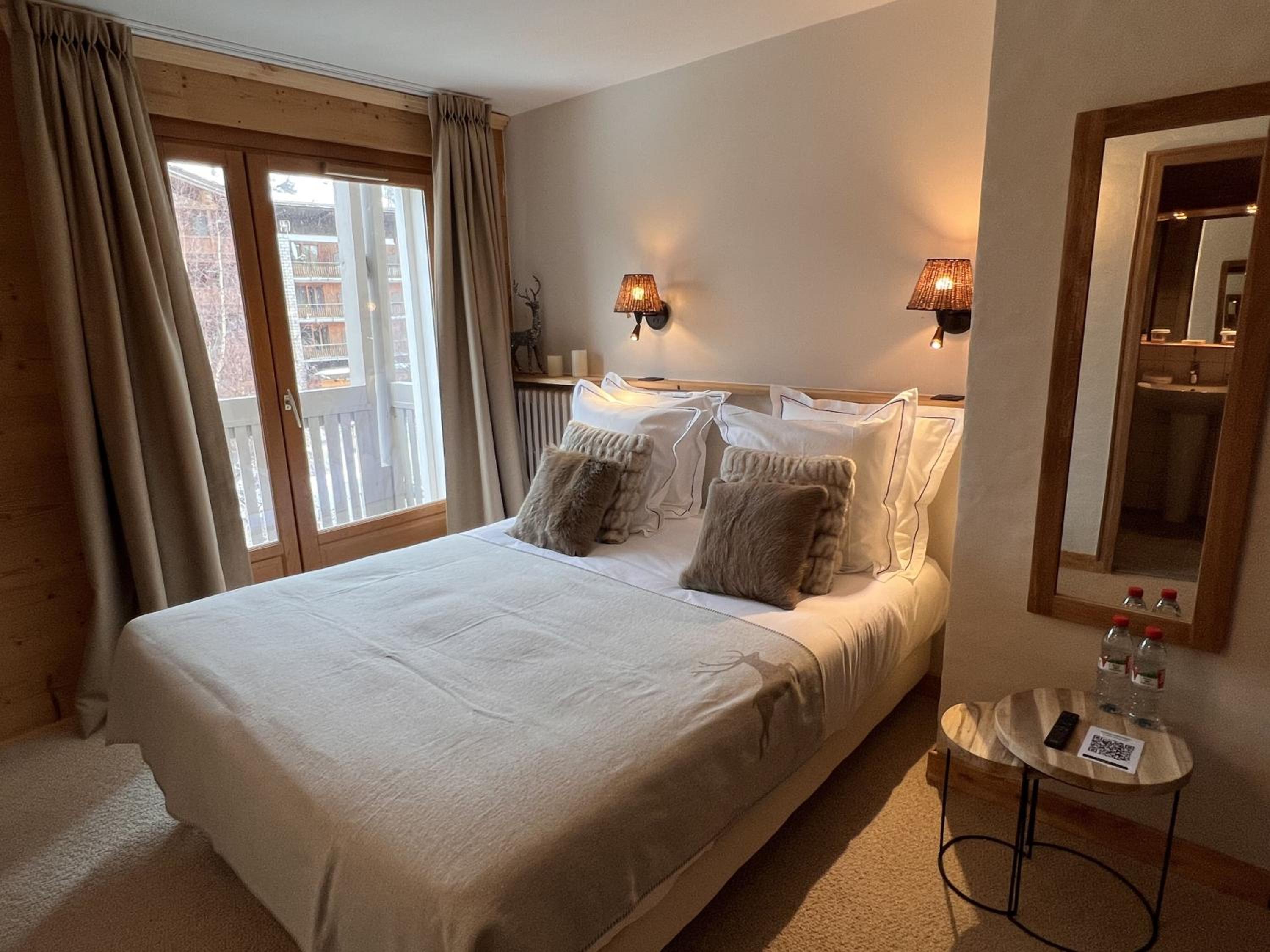 Superior Double or Twin Room with City View