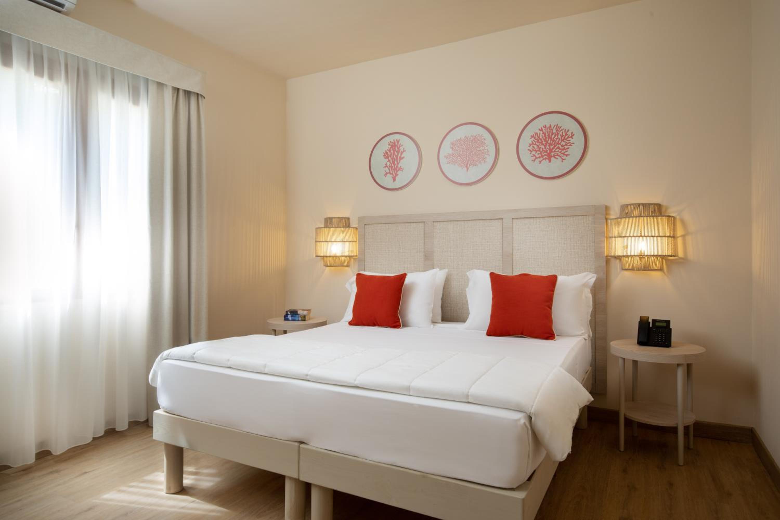 Superior Double Room - Photo 1