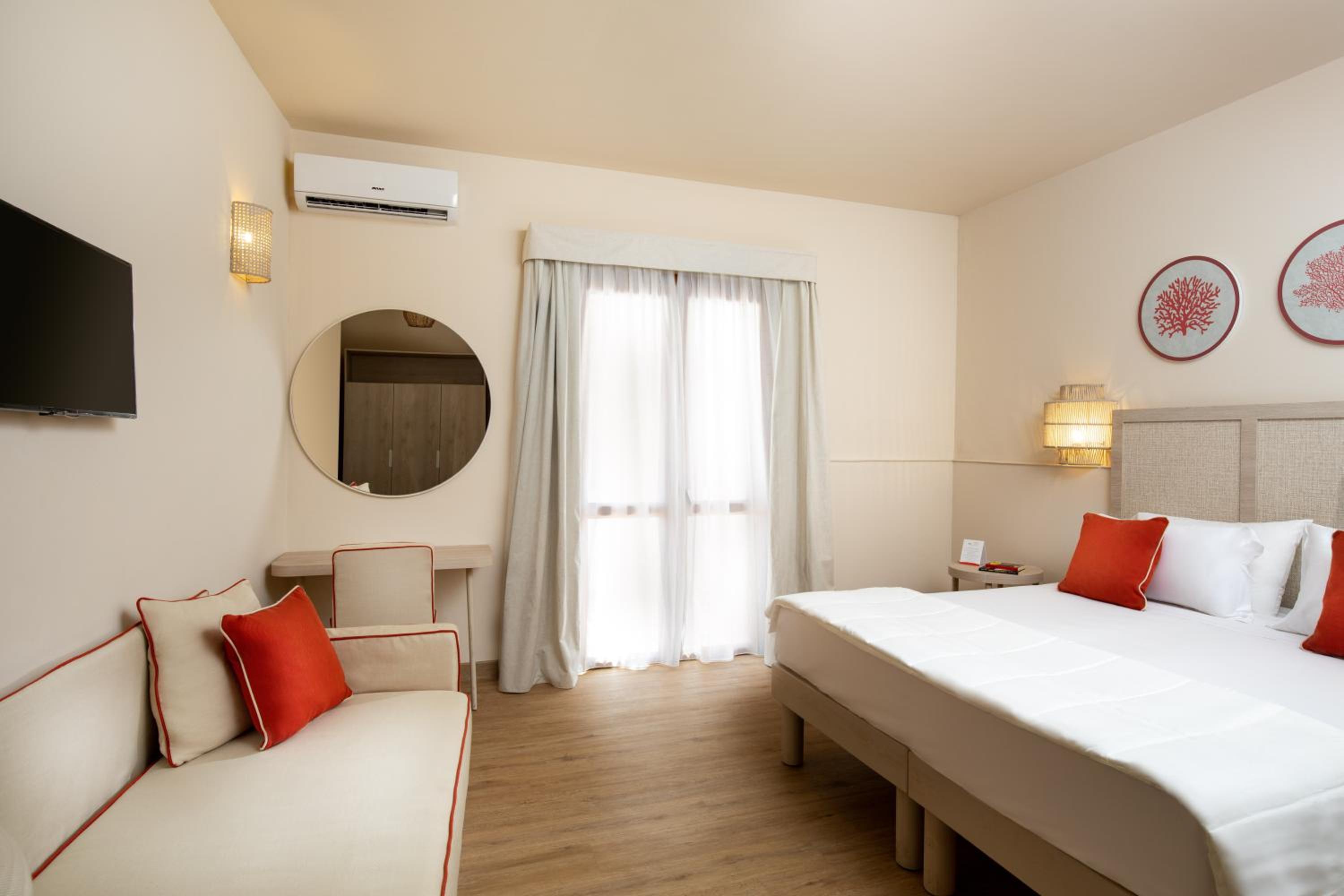 Superior Triple Room - Photo 1