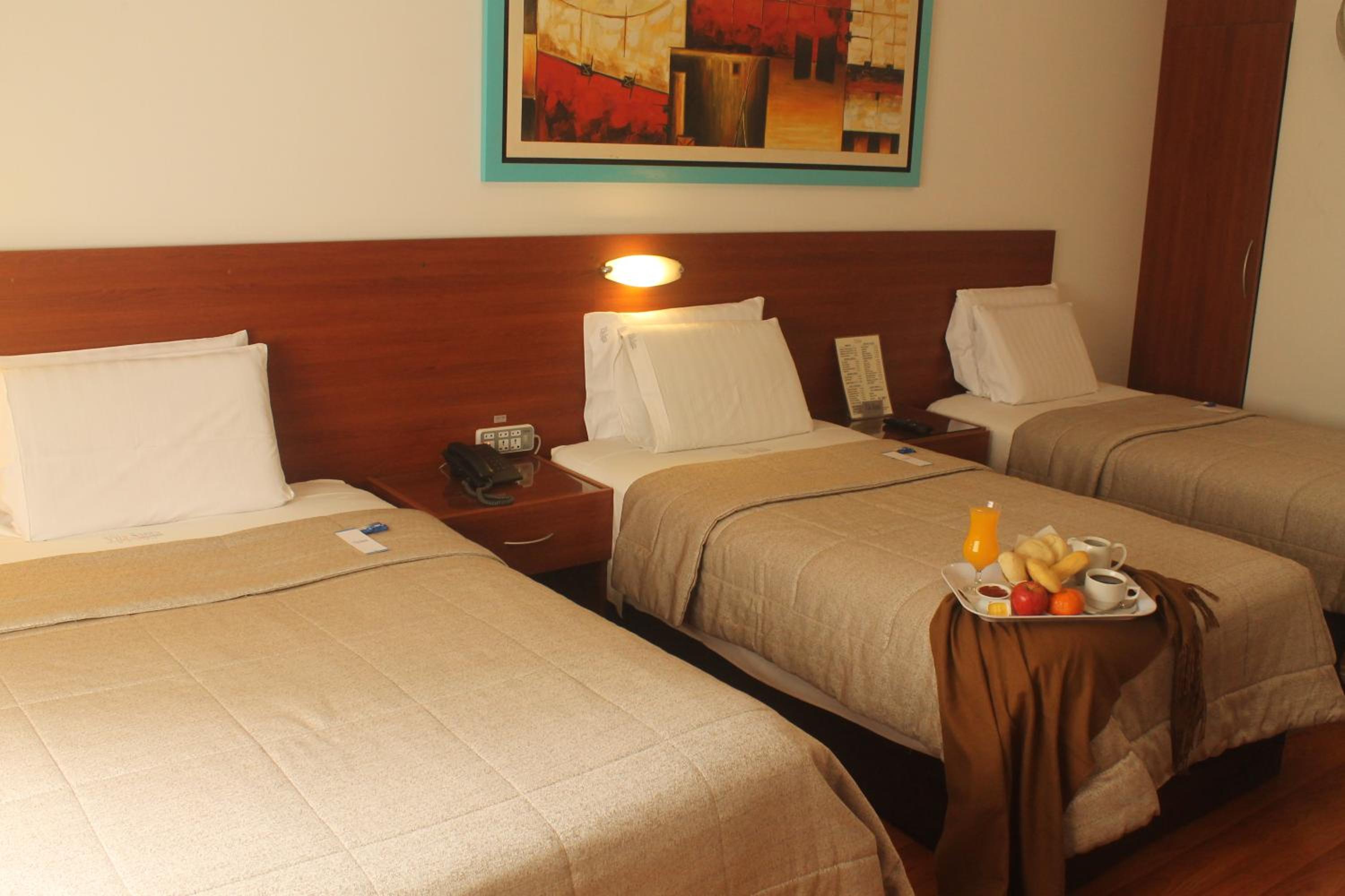 Standard Triple Room - Photo 1