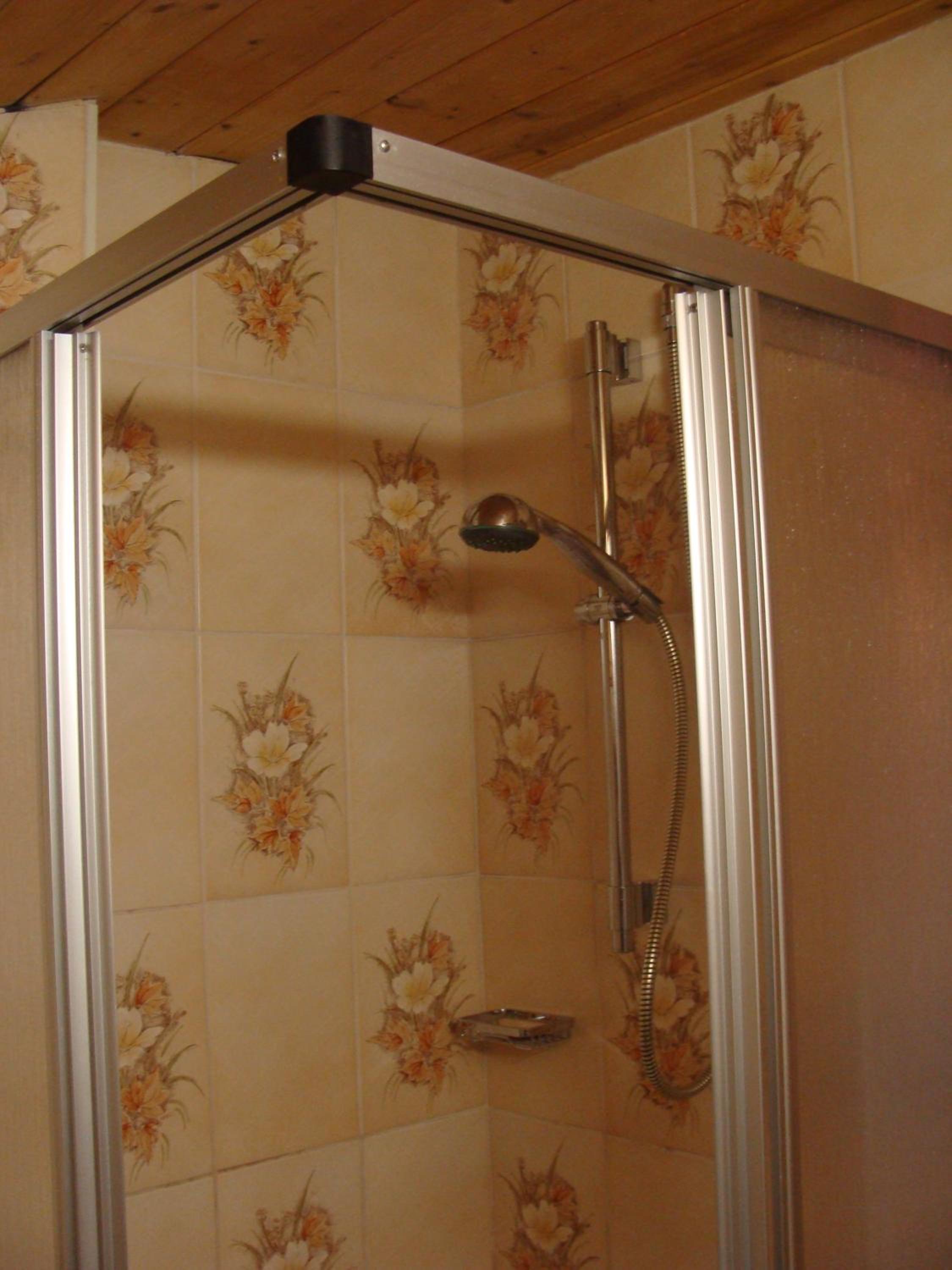 Queen Room photo 3