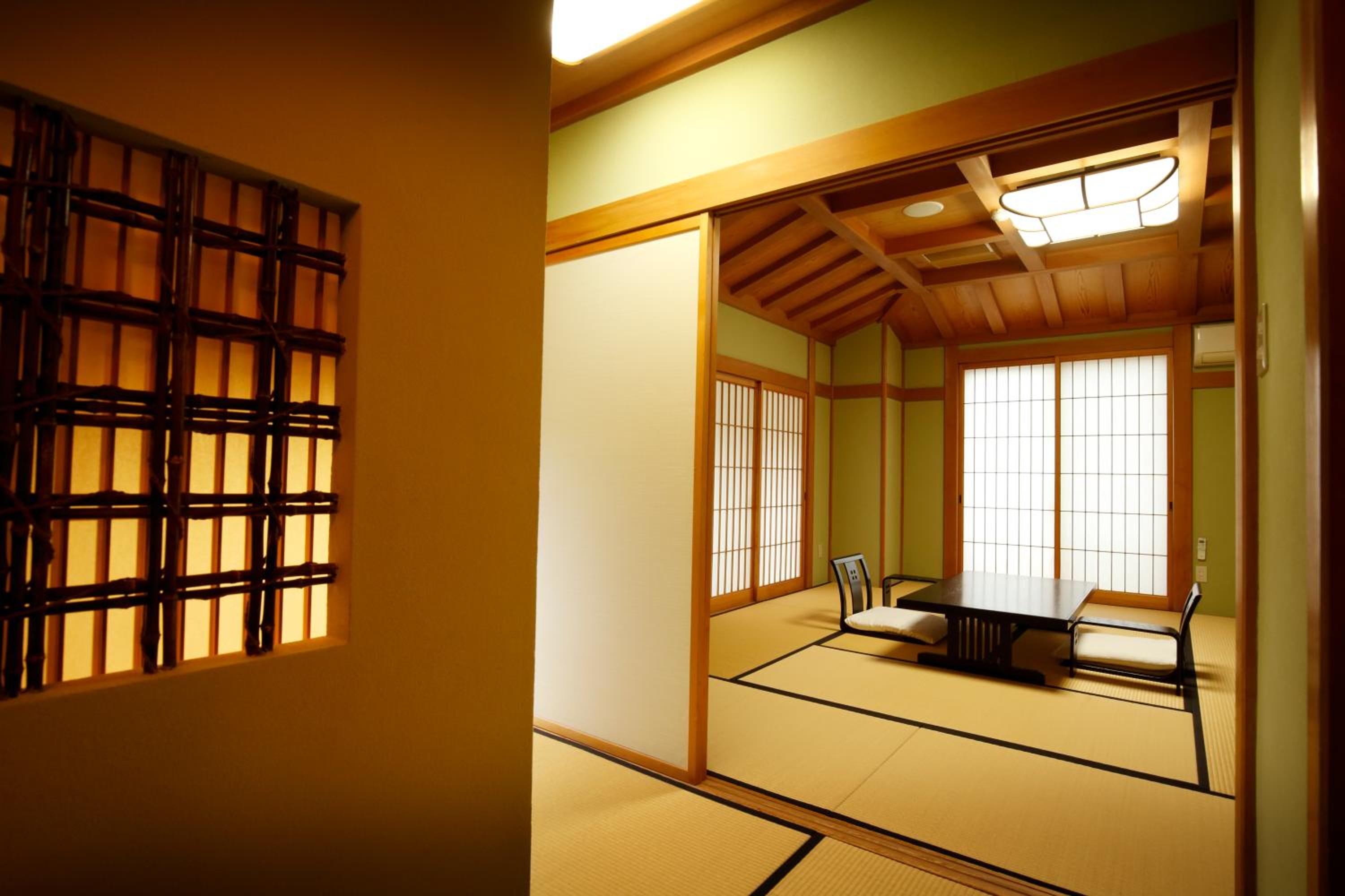 Royal Suite with Private Onsen, Fireplace & Tatami Room - Maisonette photo 3