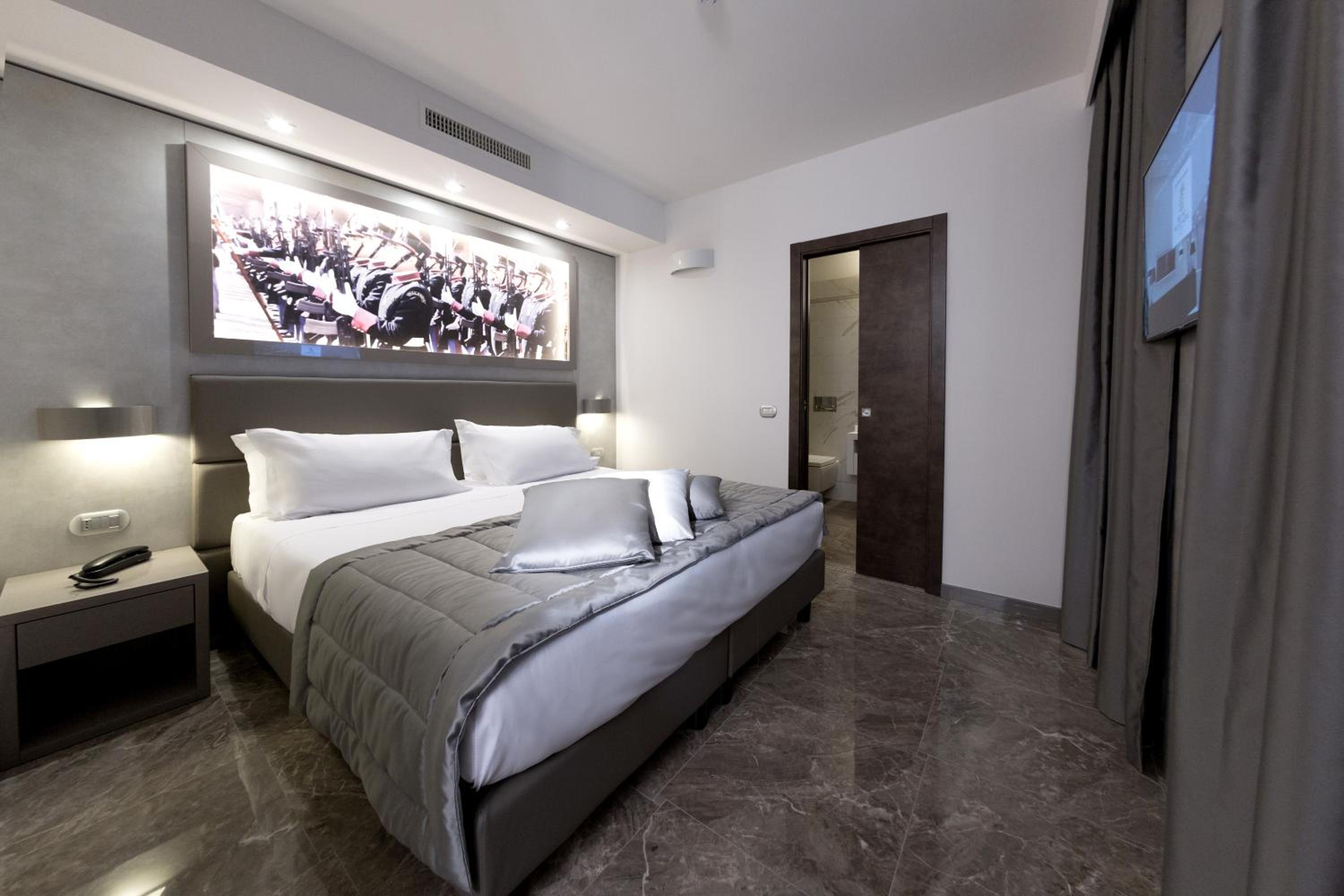 Junior Suite - Photo 13