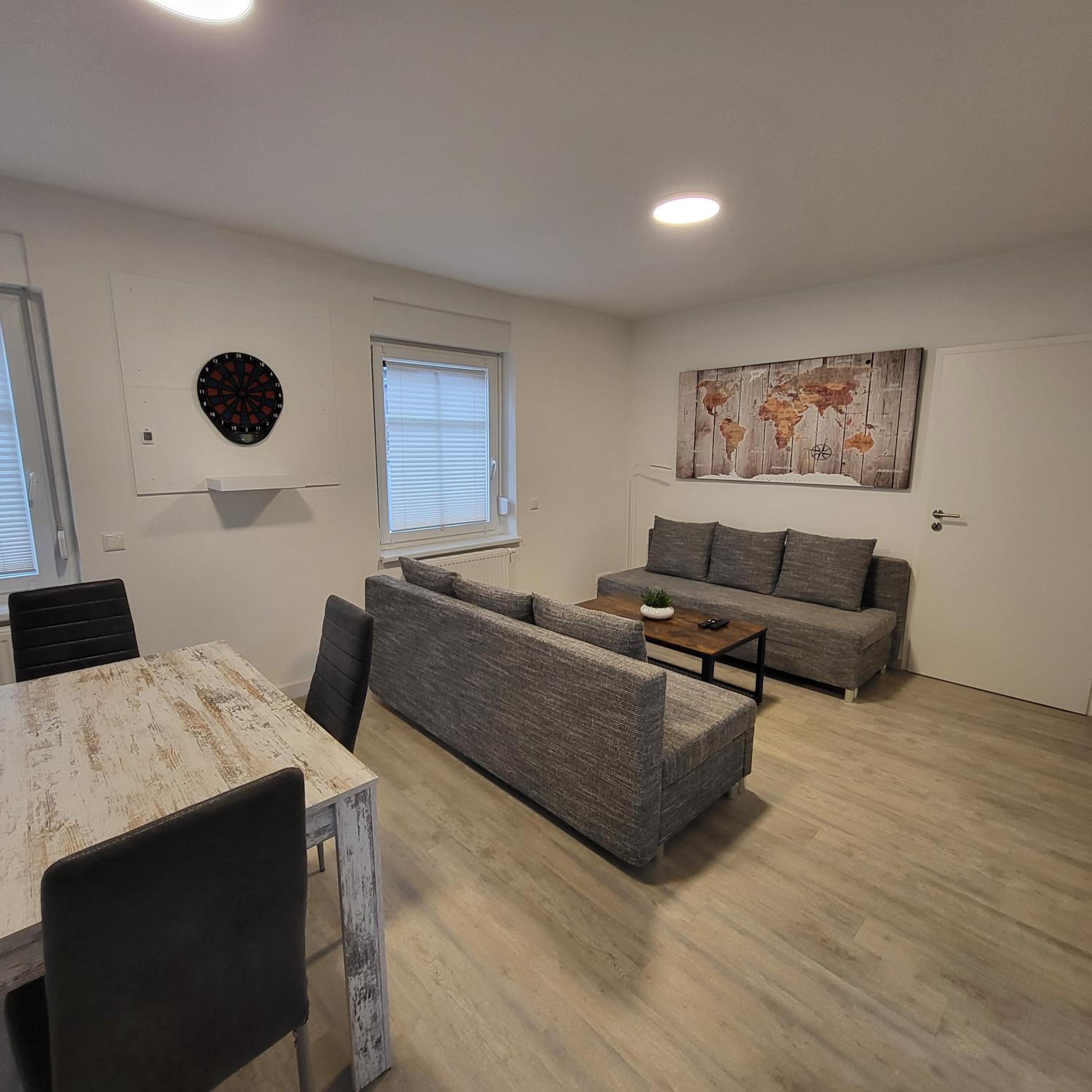 One-Bedroom Apartment photo 1