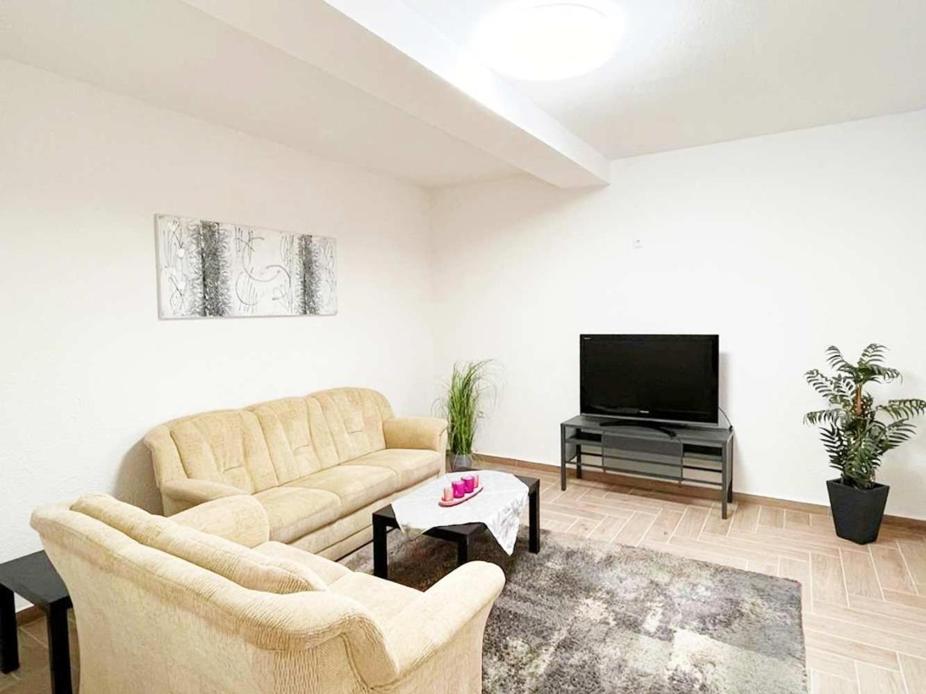 Three-Bedroom Apartment photo 1