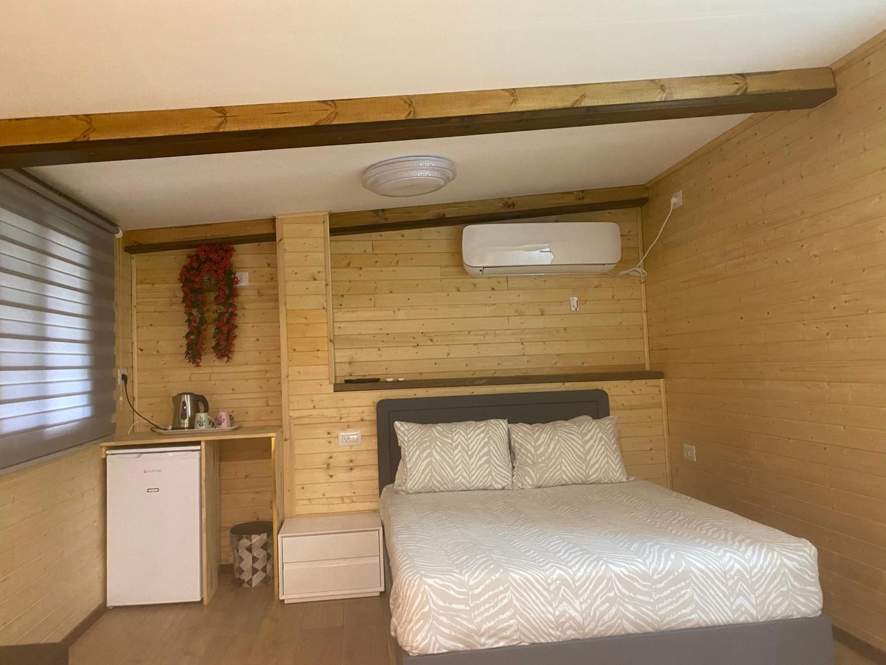 One-Bedroom Apartment - Photo 26