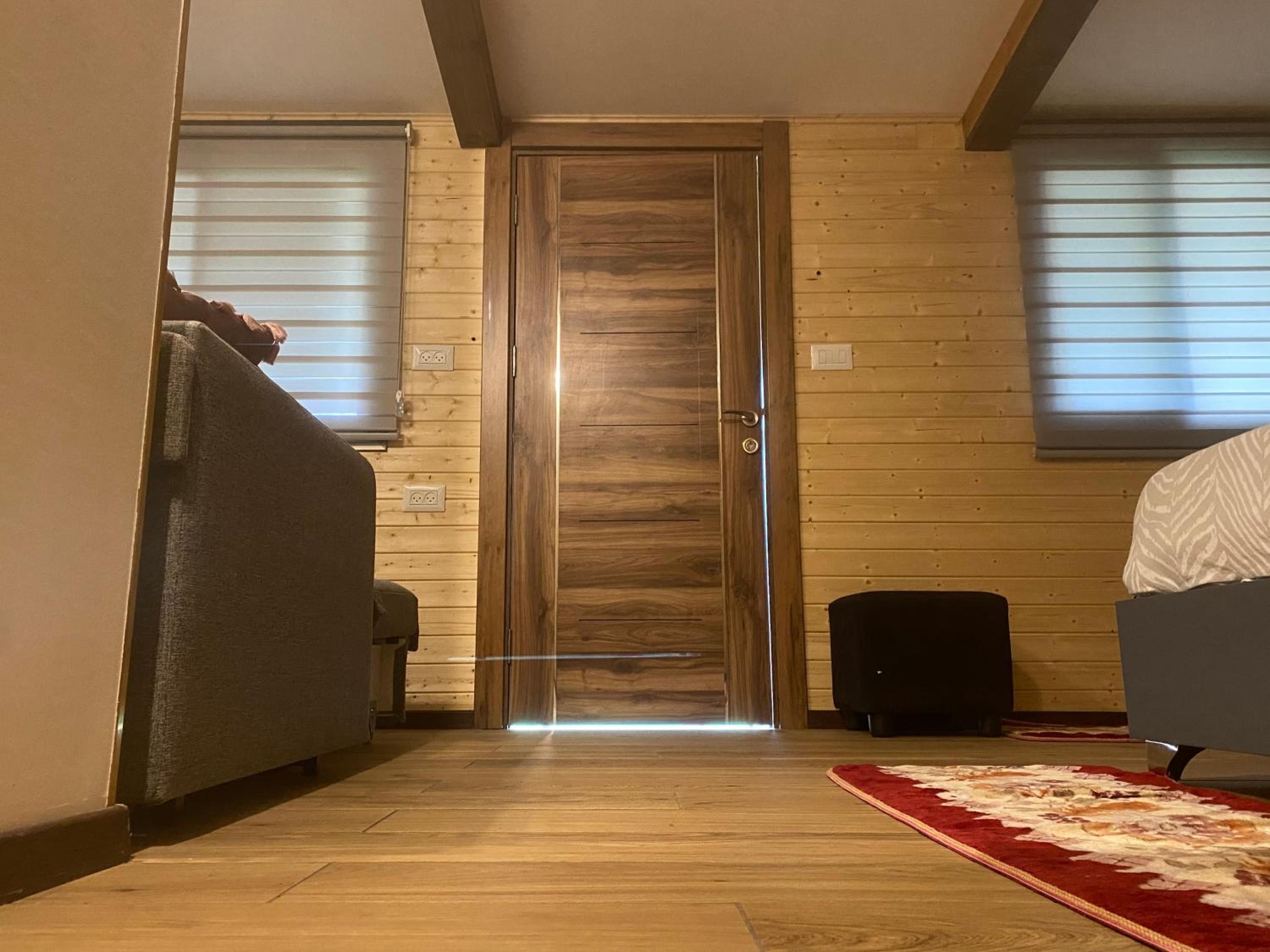 One-Bedroom Apartment - Photo 1