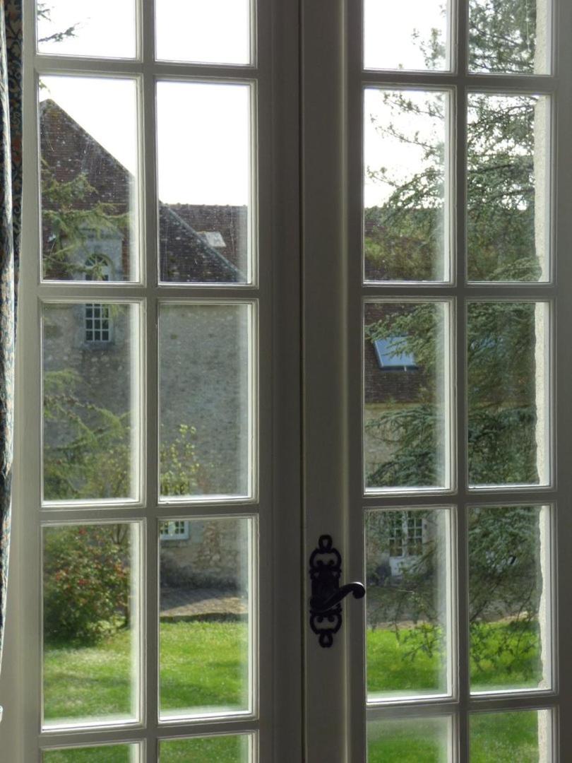 Double Room with Garden View and Shared Bathroom photo 3