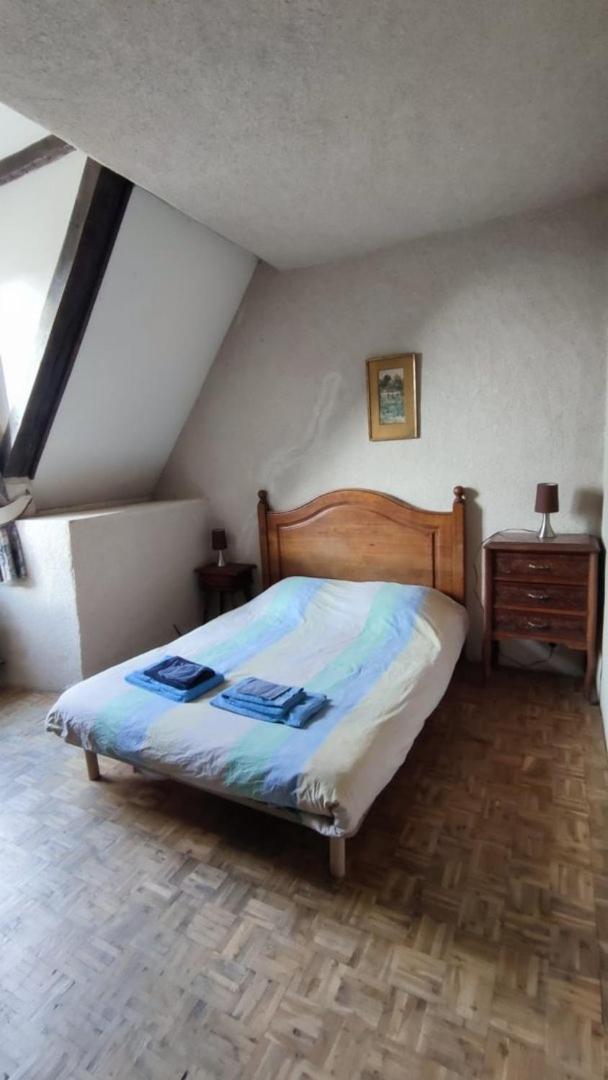 Double Room with Garden View and Shared Bathroom photo 3