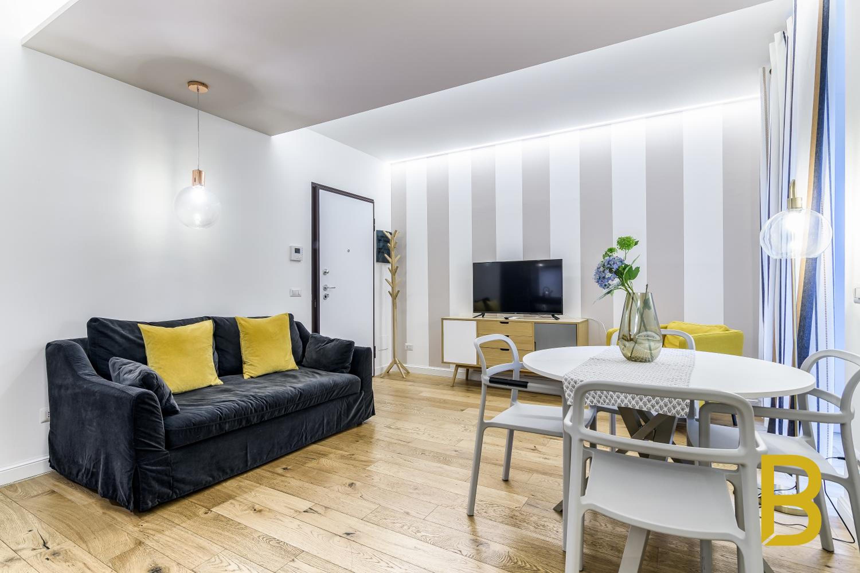 One-Bedroom Apartment - Via Alessandro Tadino 2