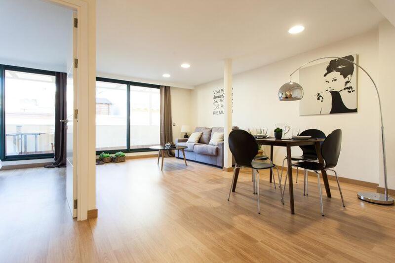 Apartamento de una habitación con terraza