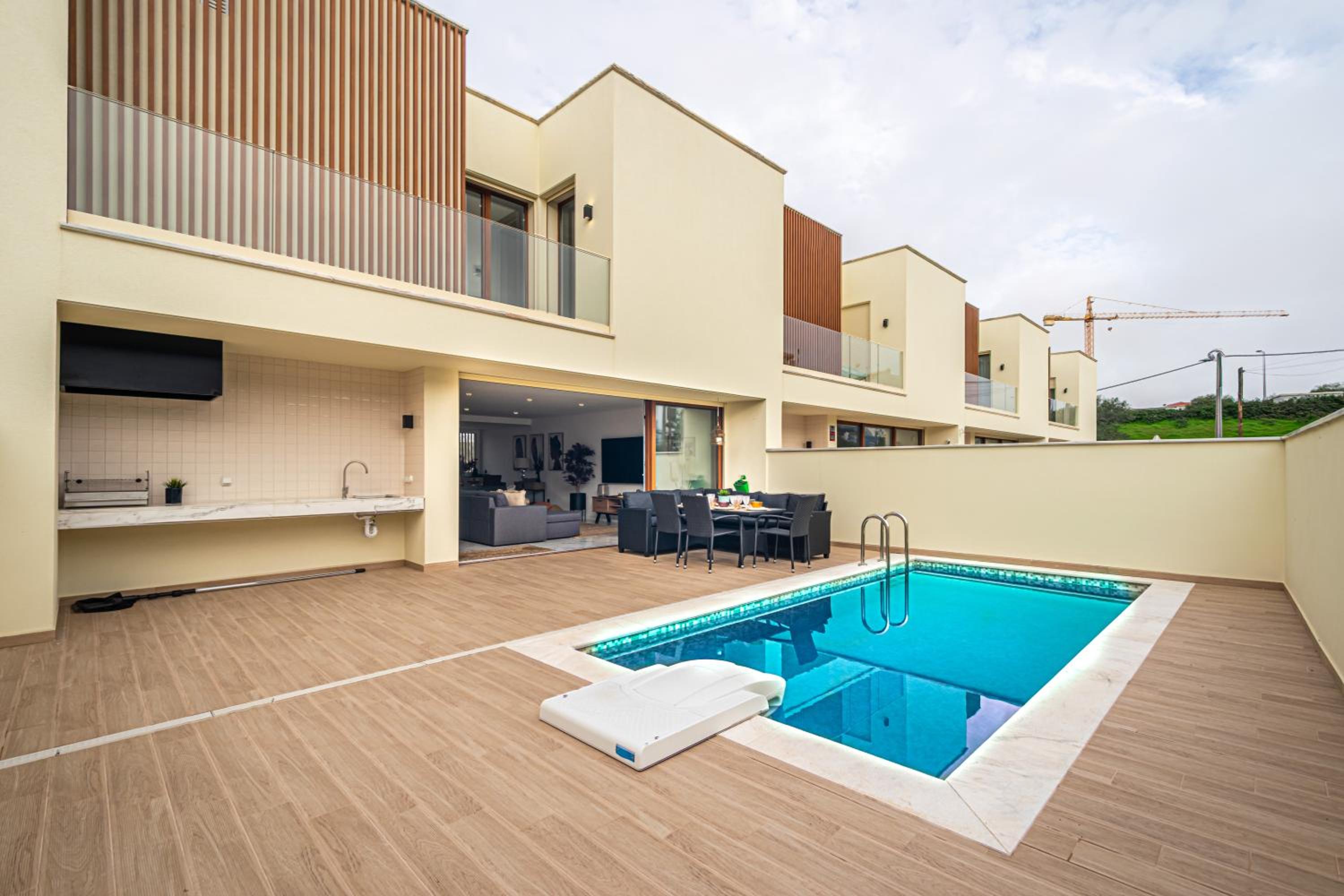 Villa photo 3