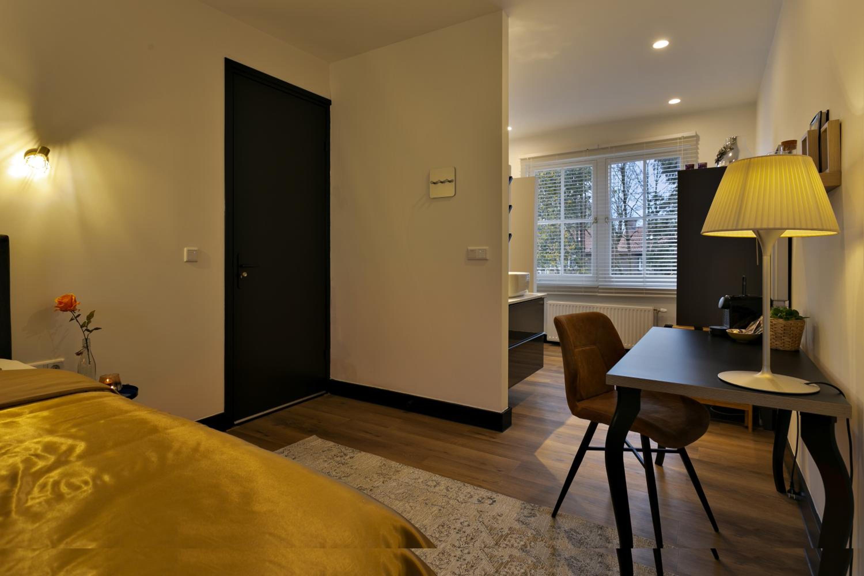 Double Room with Private Bathroom photo 3