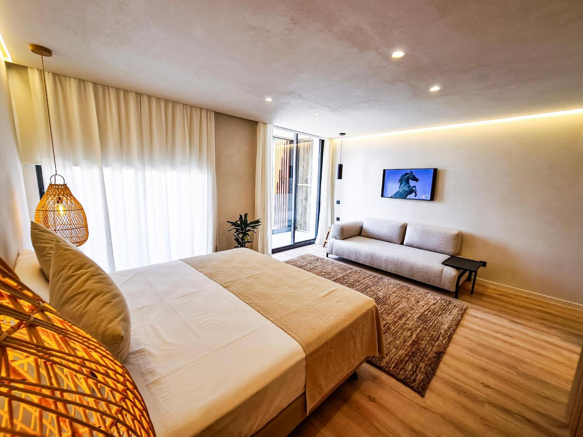 Queen Suite - Photo 4