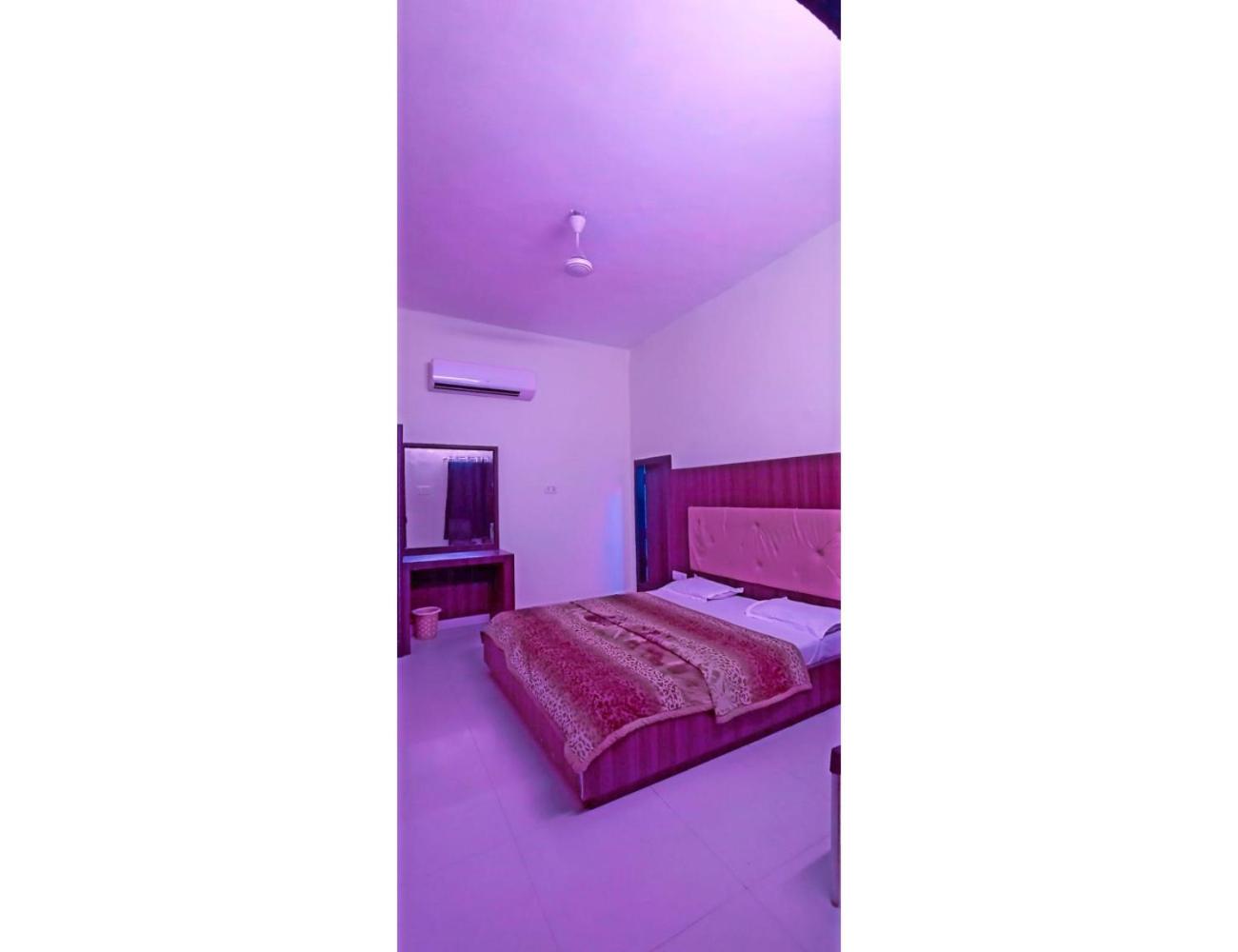Budget Double Room photo 1