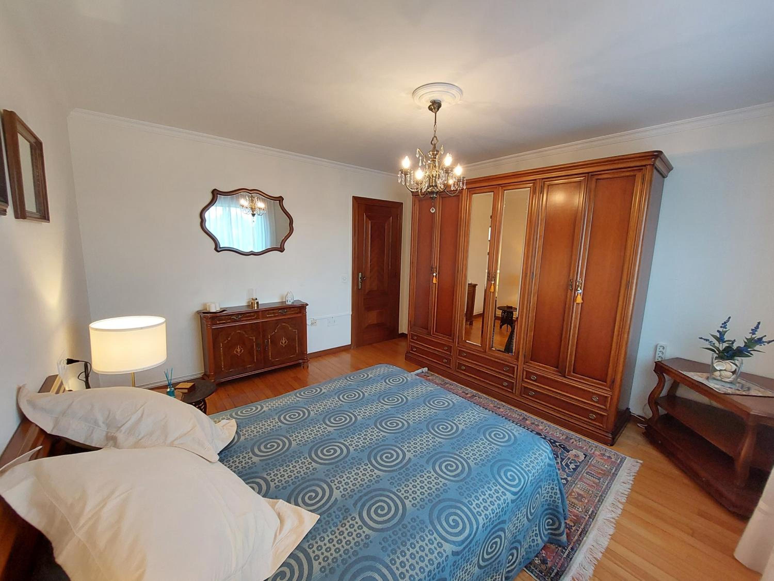 Casa de Seis Habitaciones