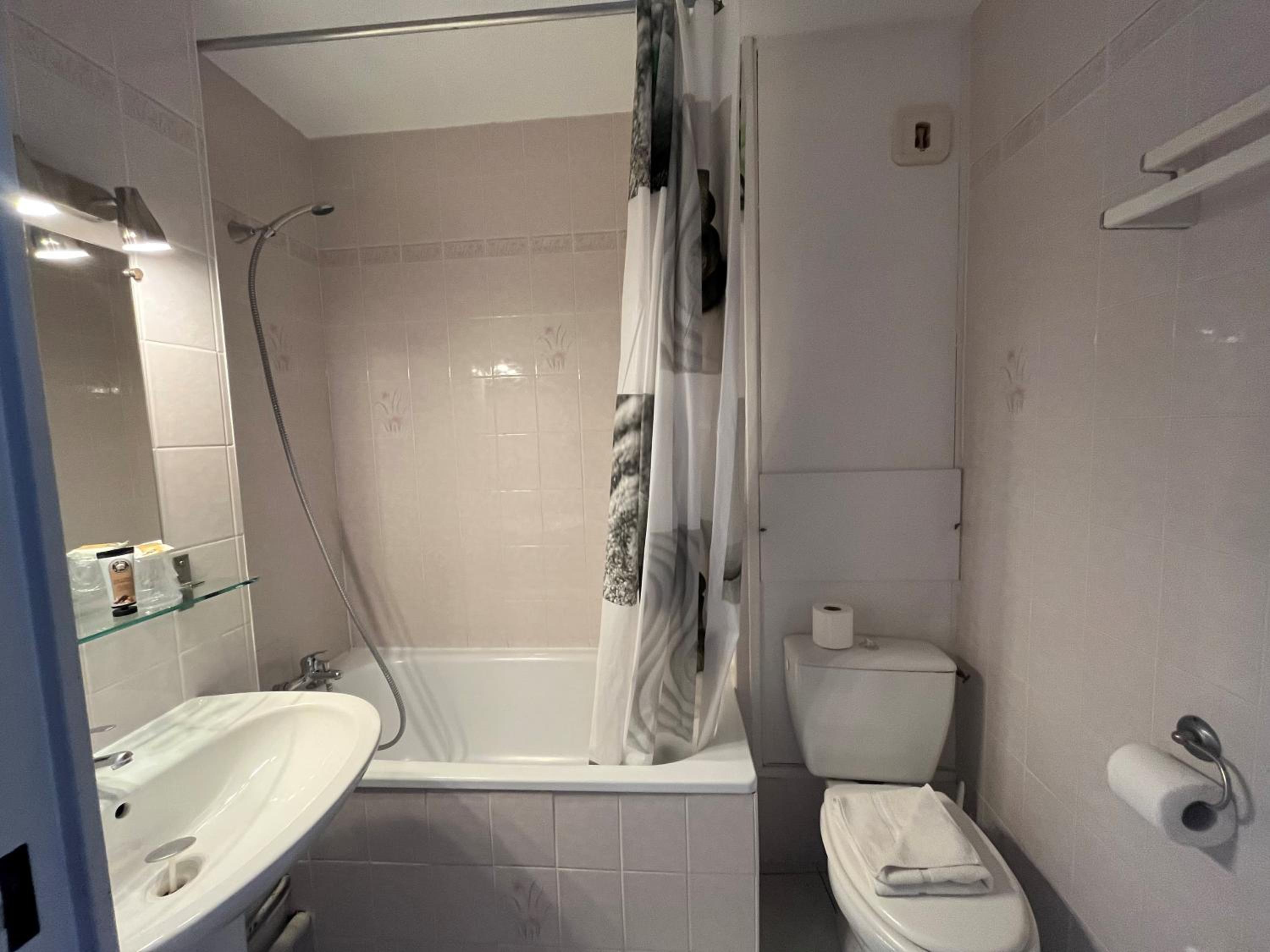 Superior Double Room - First Floor photo 2