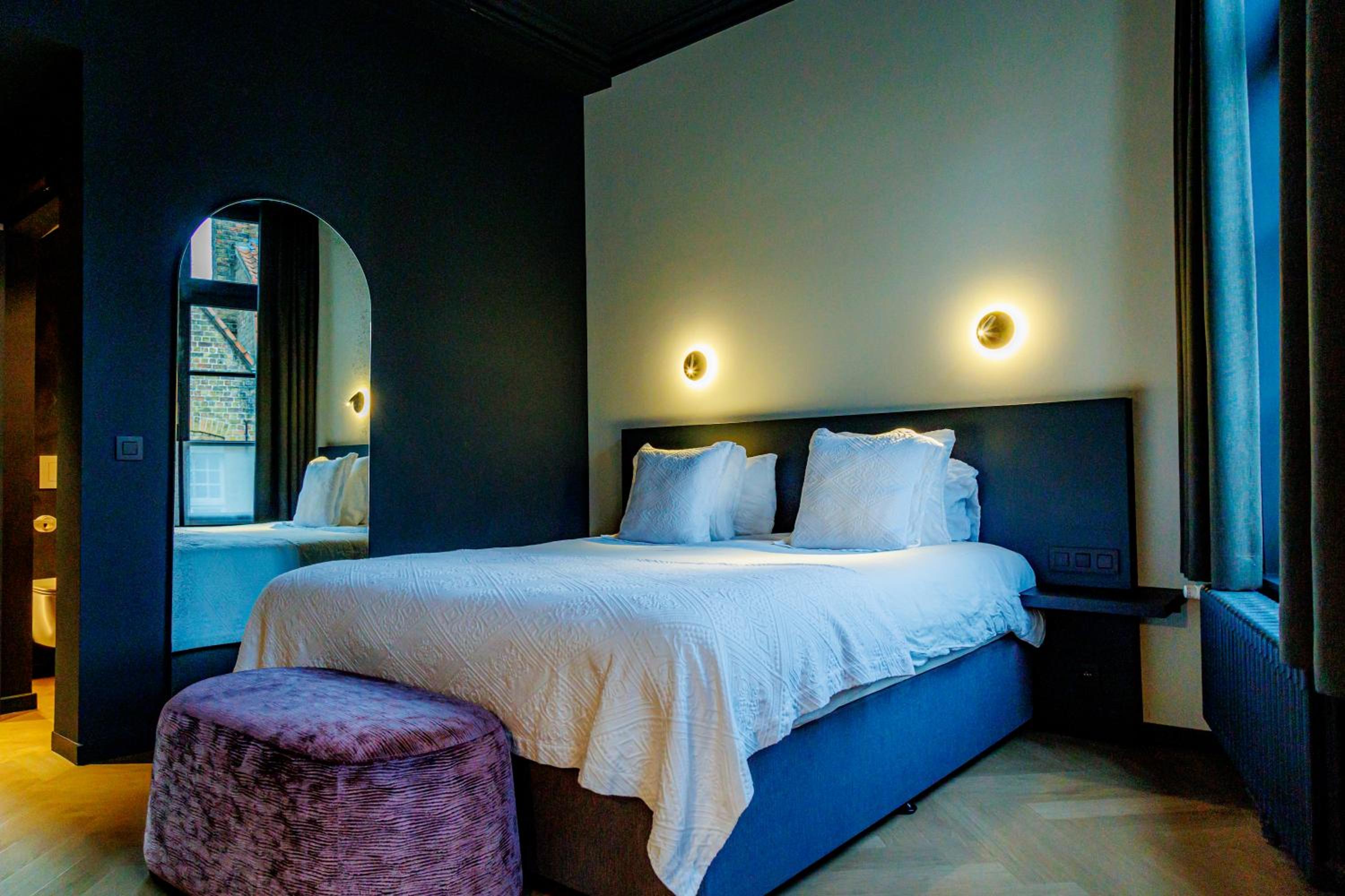 Superior Room - Mansion - Photo 15