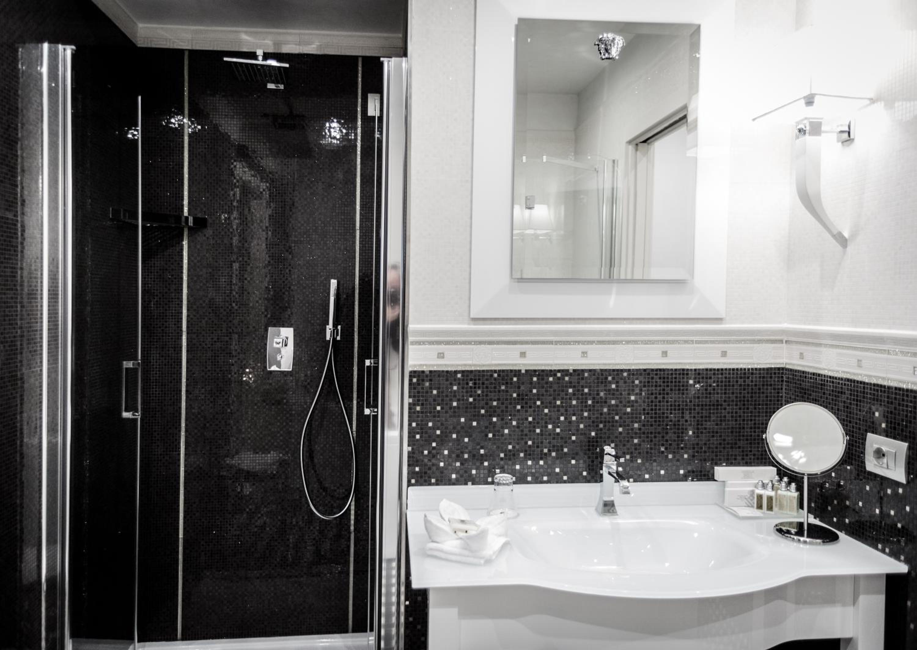 Junior Suite - Photo 18