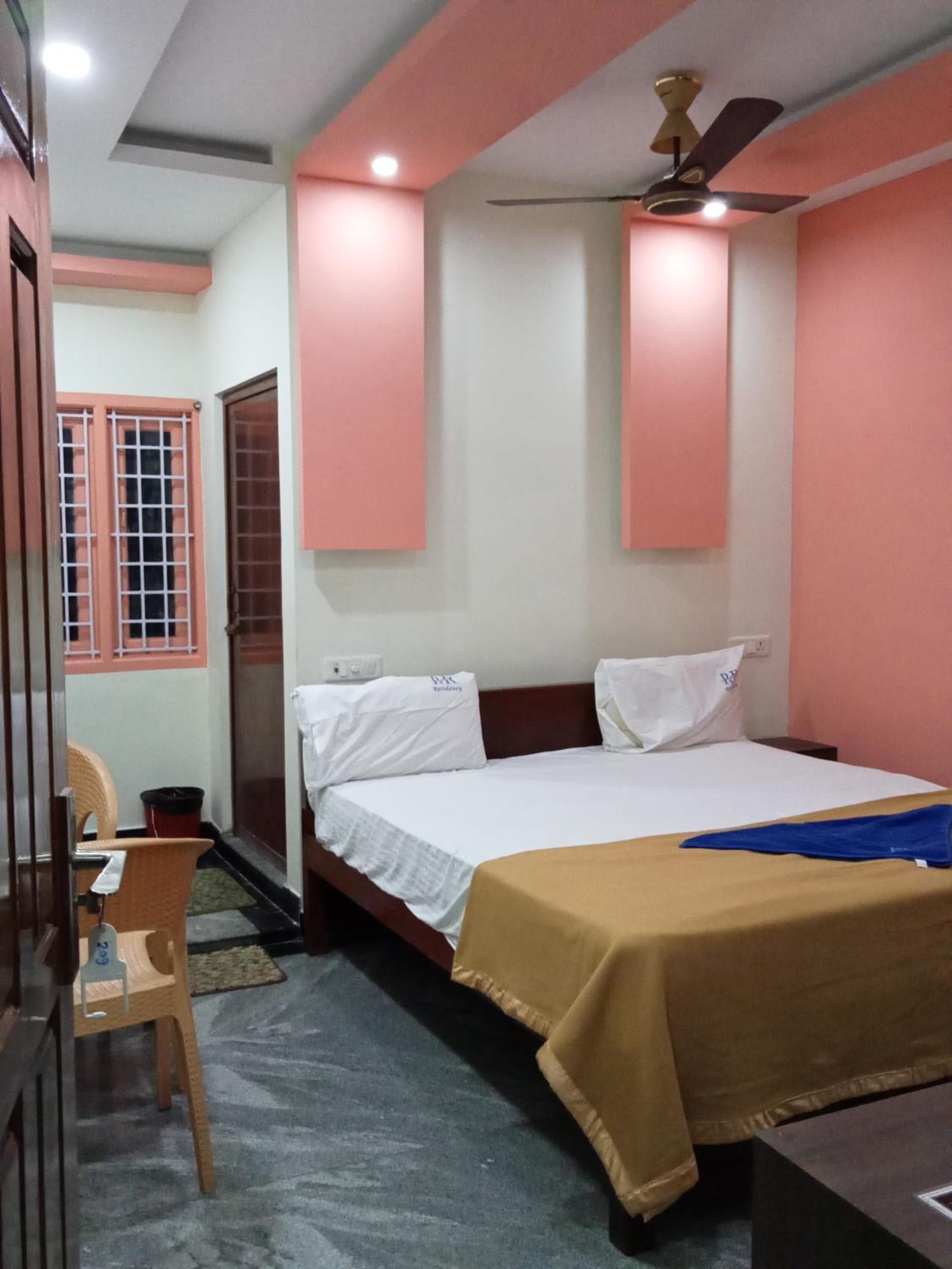 Deluxe Double Room photo 2