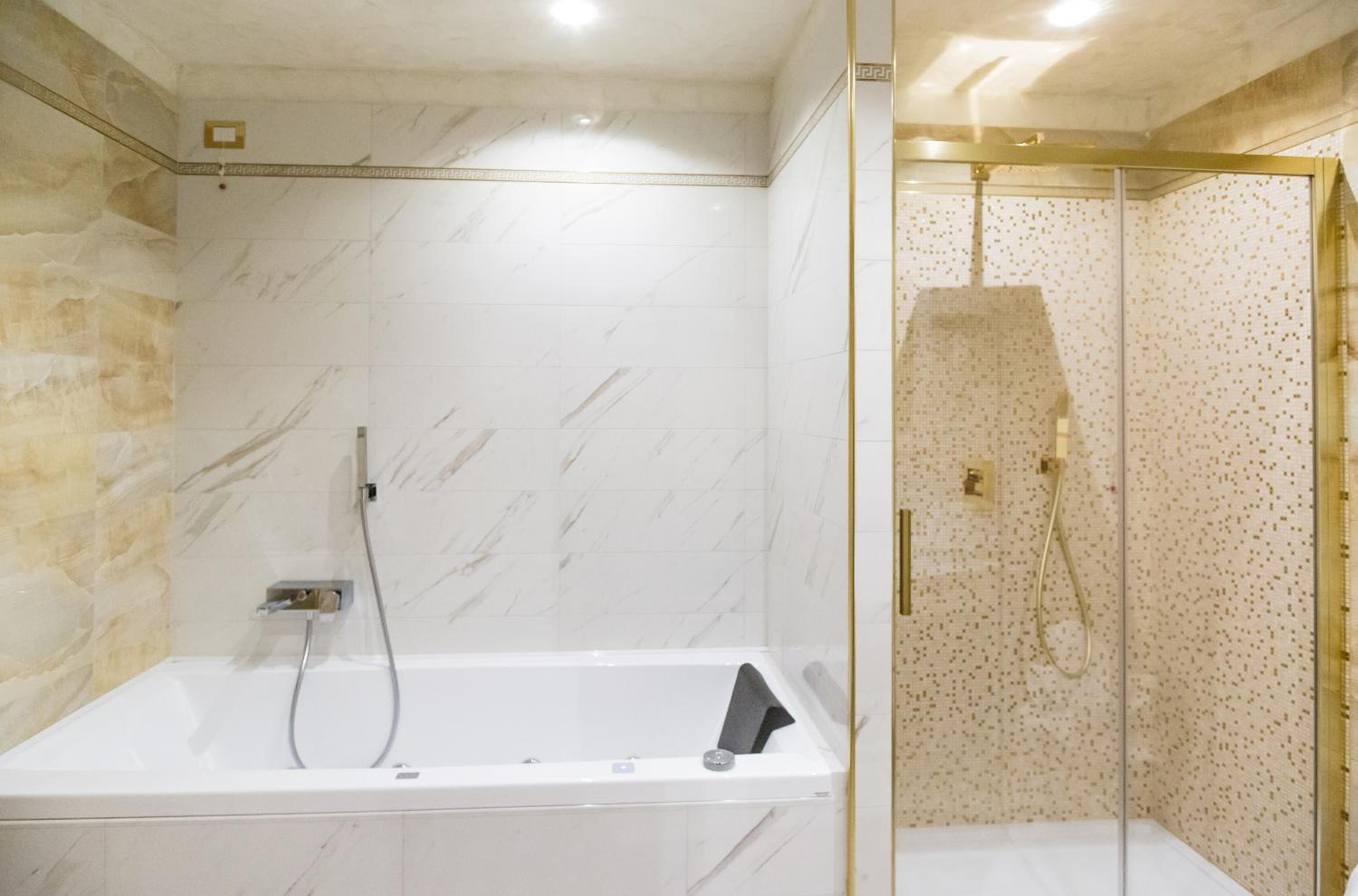Junior Suite - Photo 15