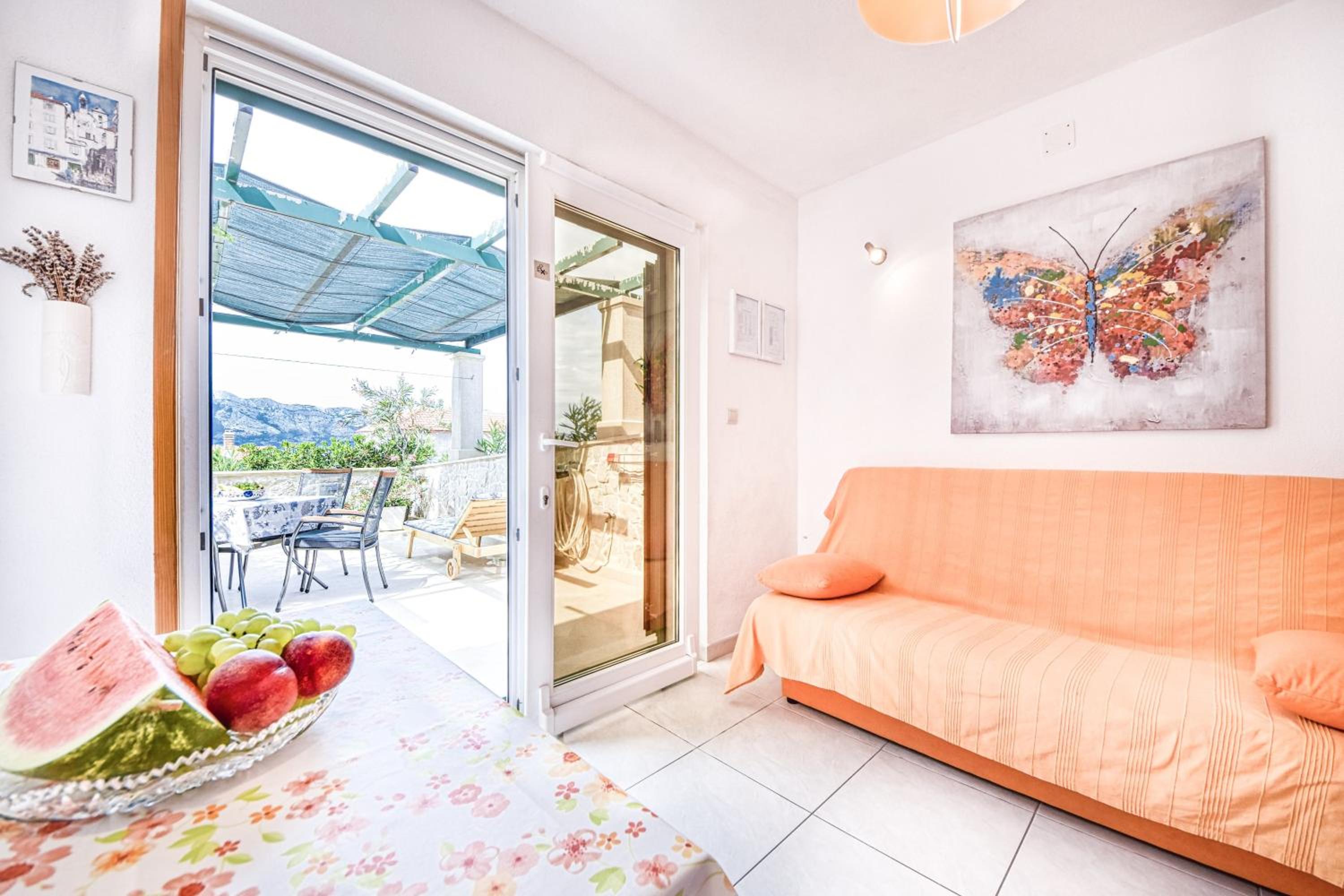 One Bedroom Apartment with Terrace photo 1