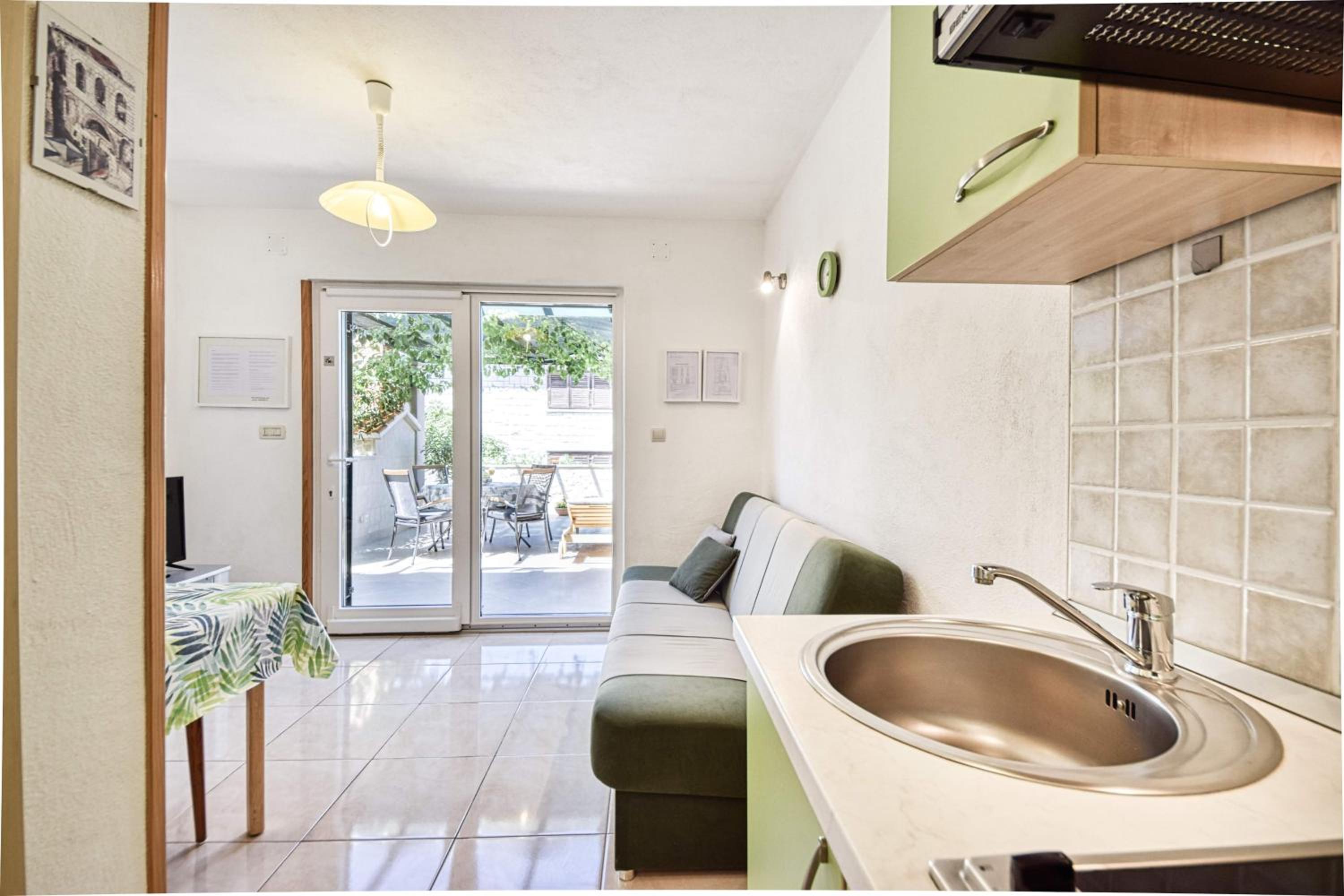 Superior One Bedroom Apartment with Terrace photo 1