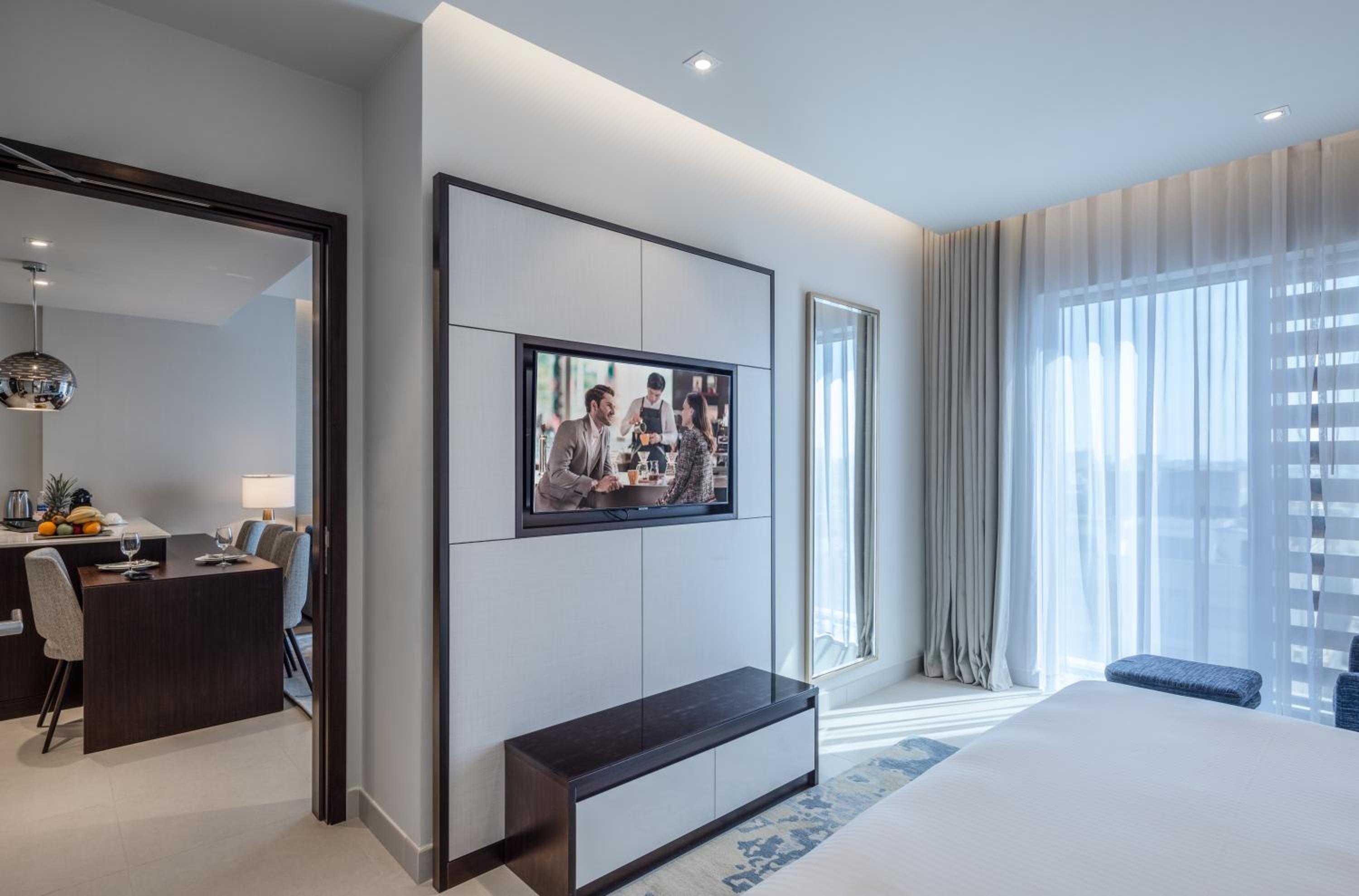 One Bedroom Executive - Photo 9