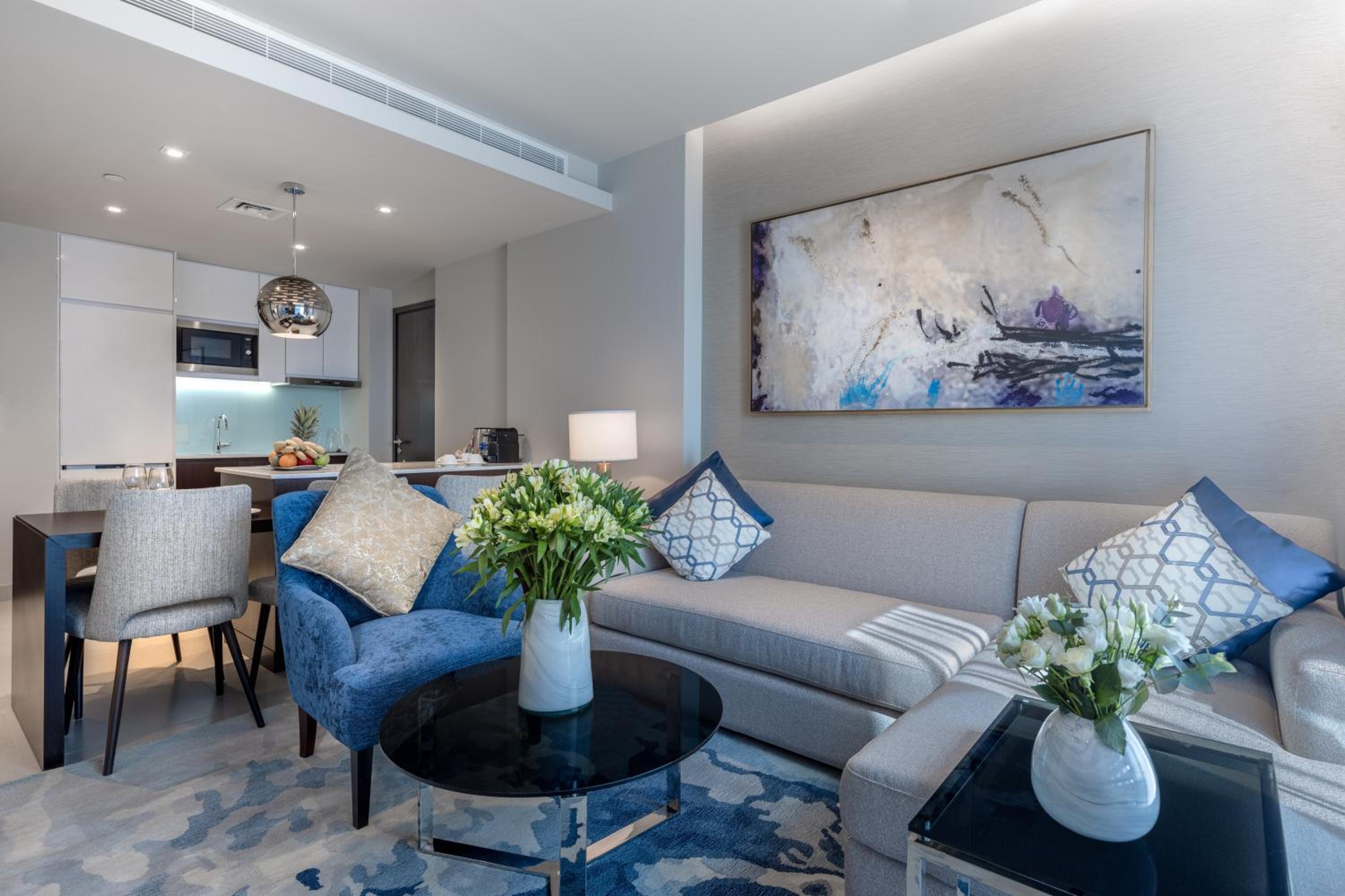 One Bedroom Executive - Photo 7
