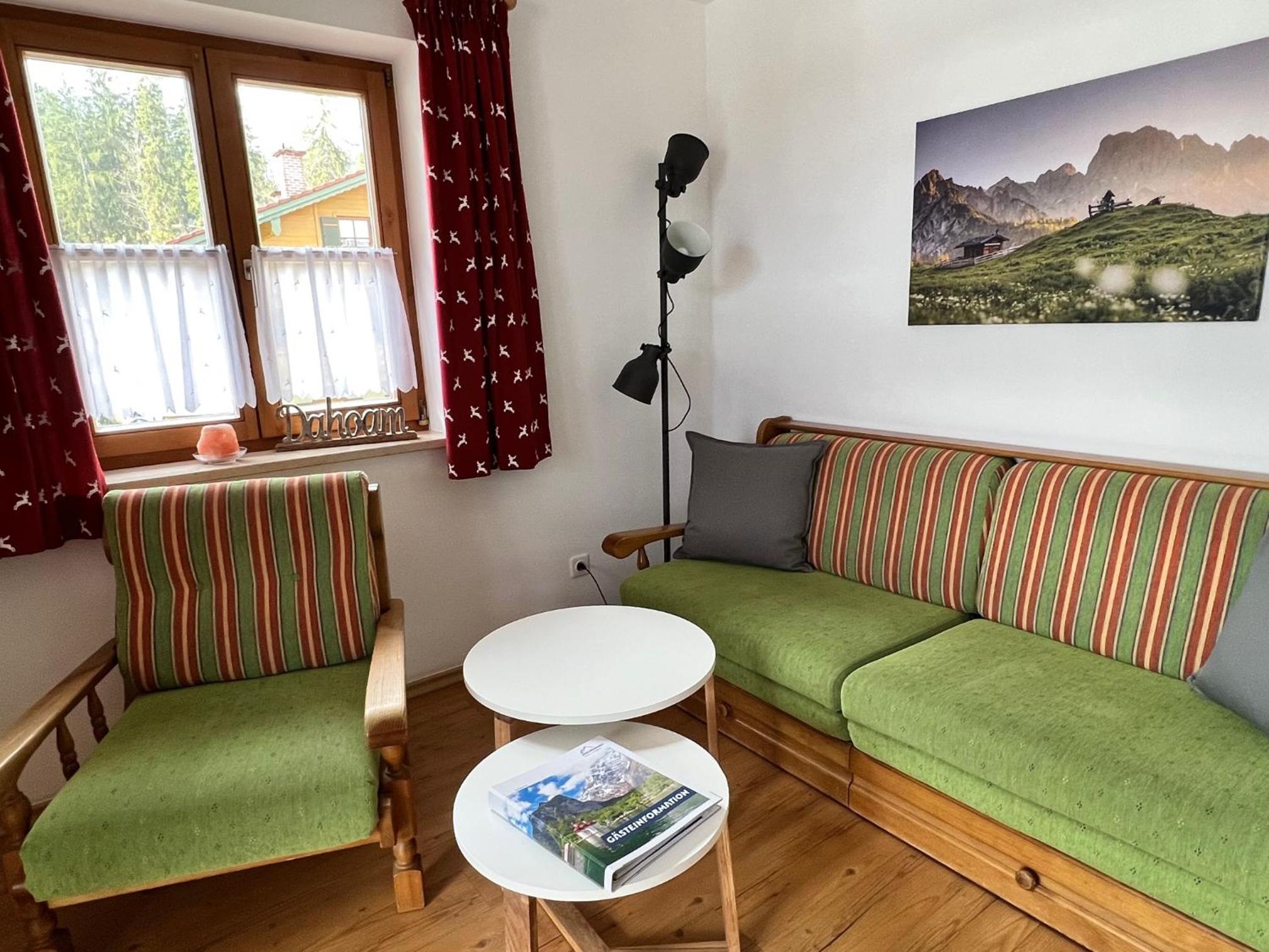 Apartment with Mountain View photo 2