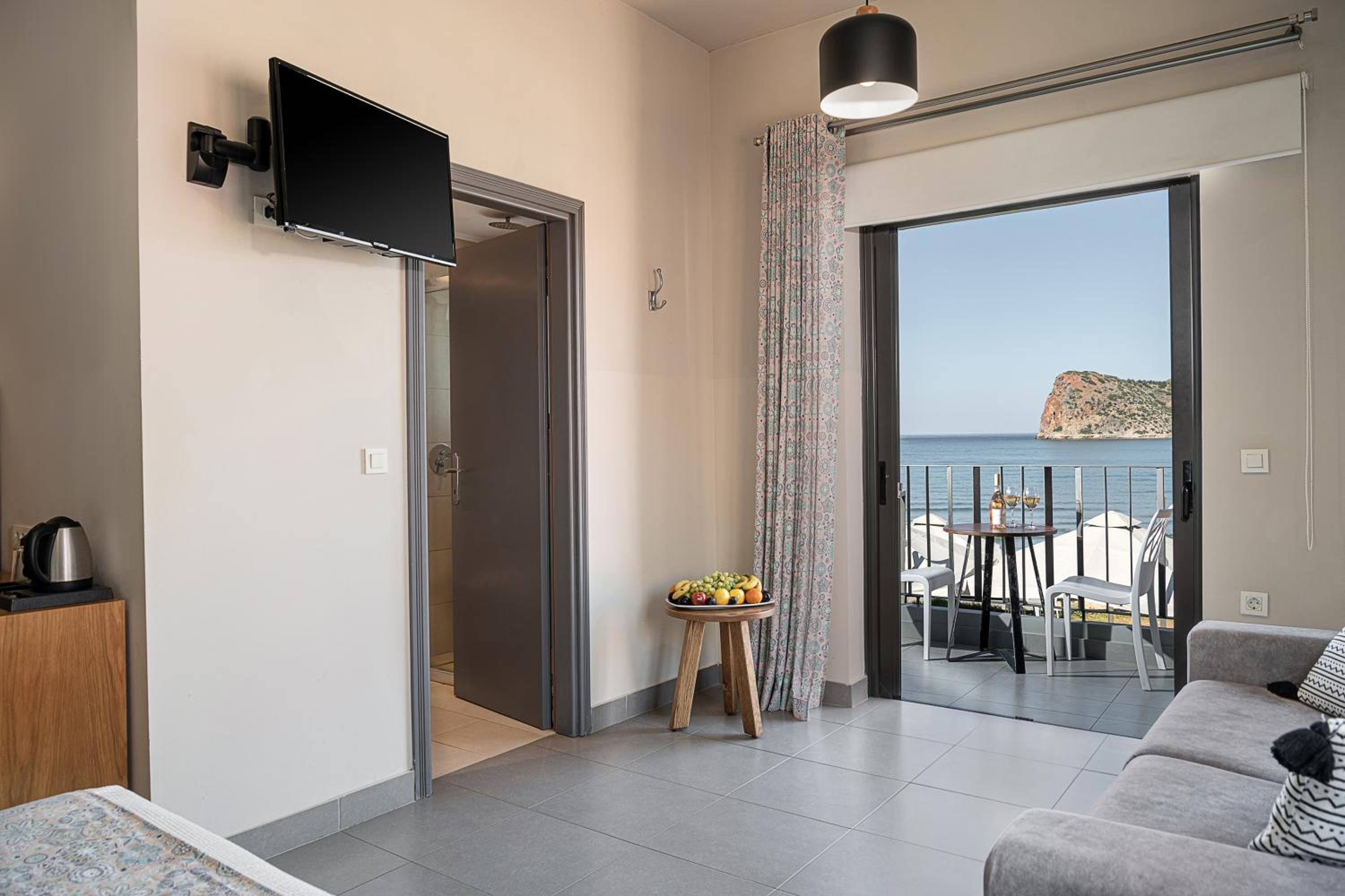 Deluxe Room with Sea View