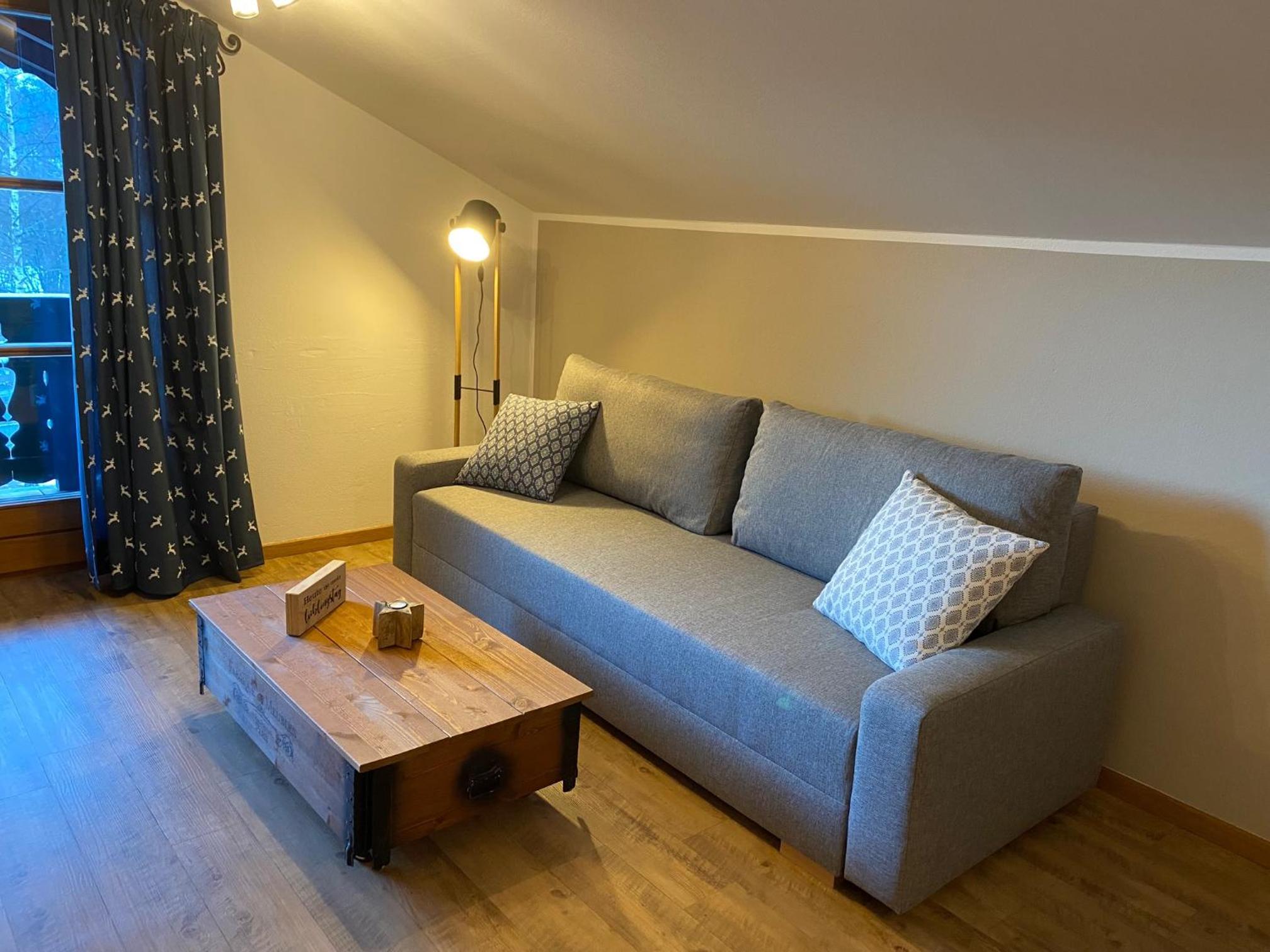 One-Bedroom Apartment photo 2