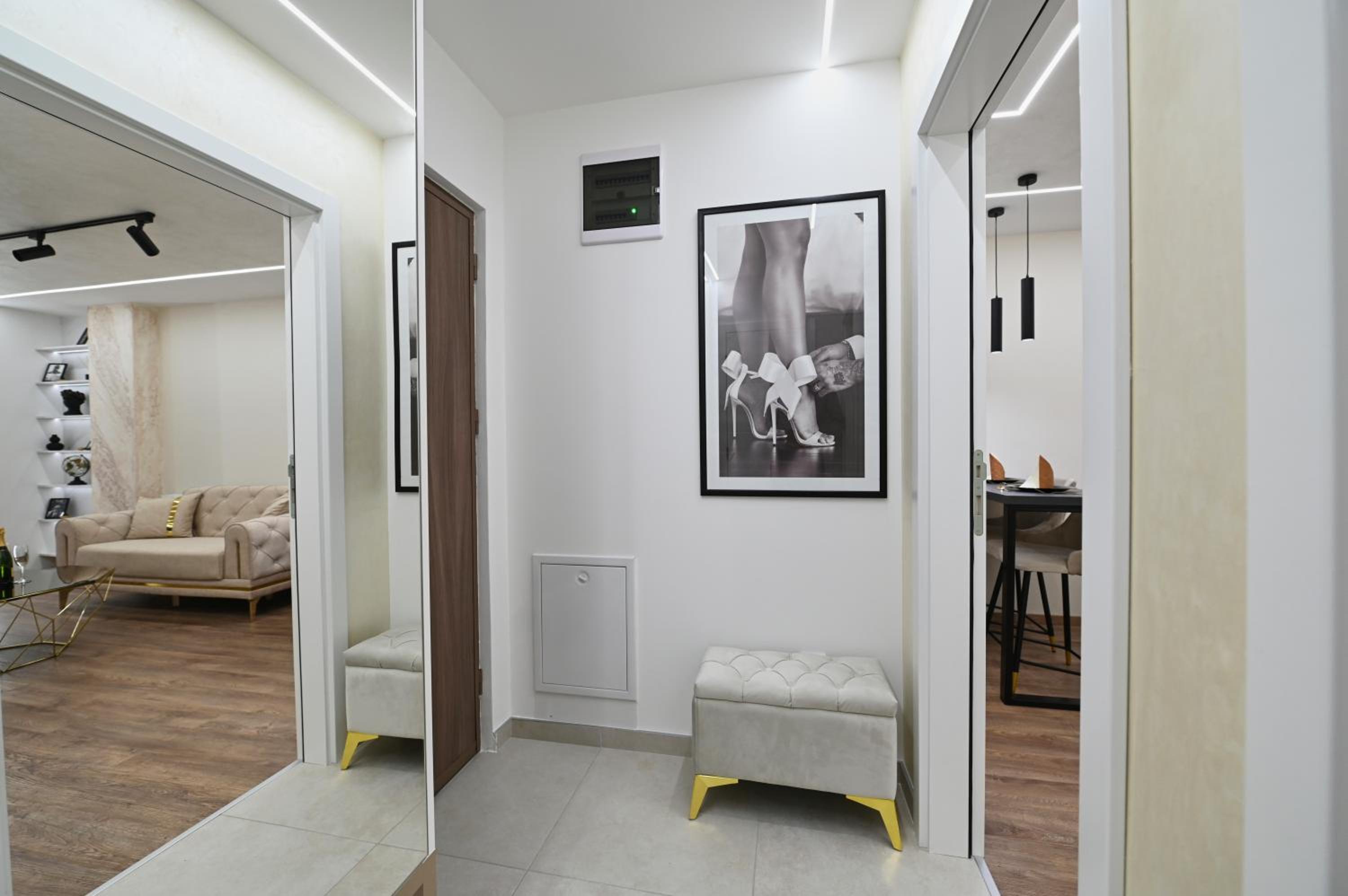 One-Bedroom Apartment photo 2