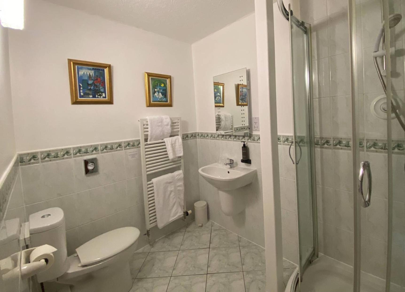 Superior Twin Room - Photo 2