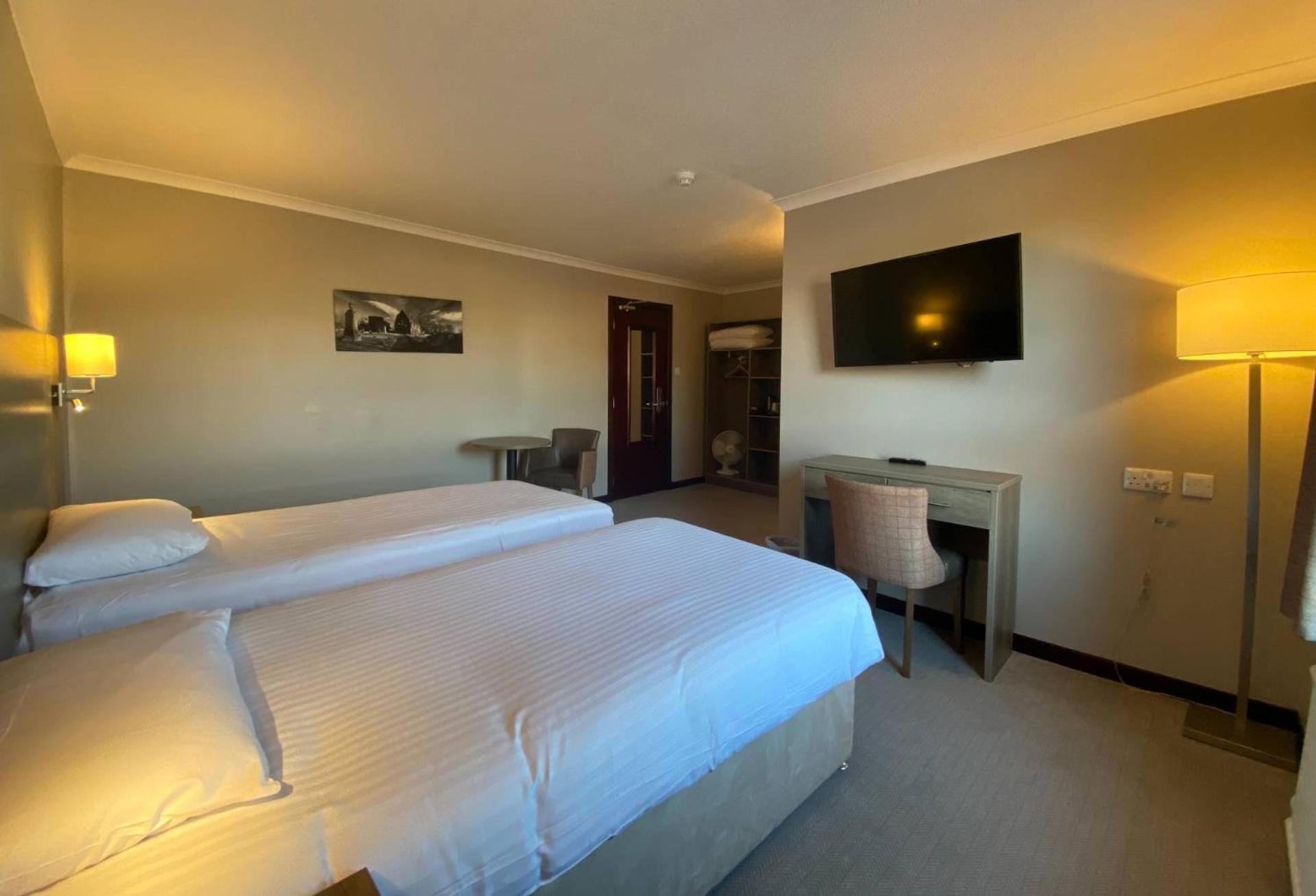 Superior Twin Room - Photo 1